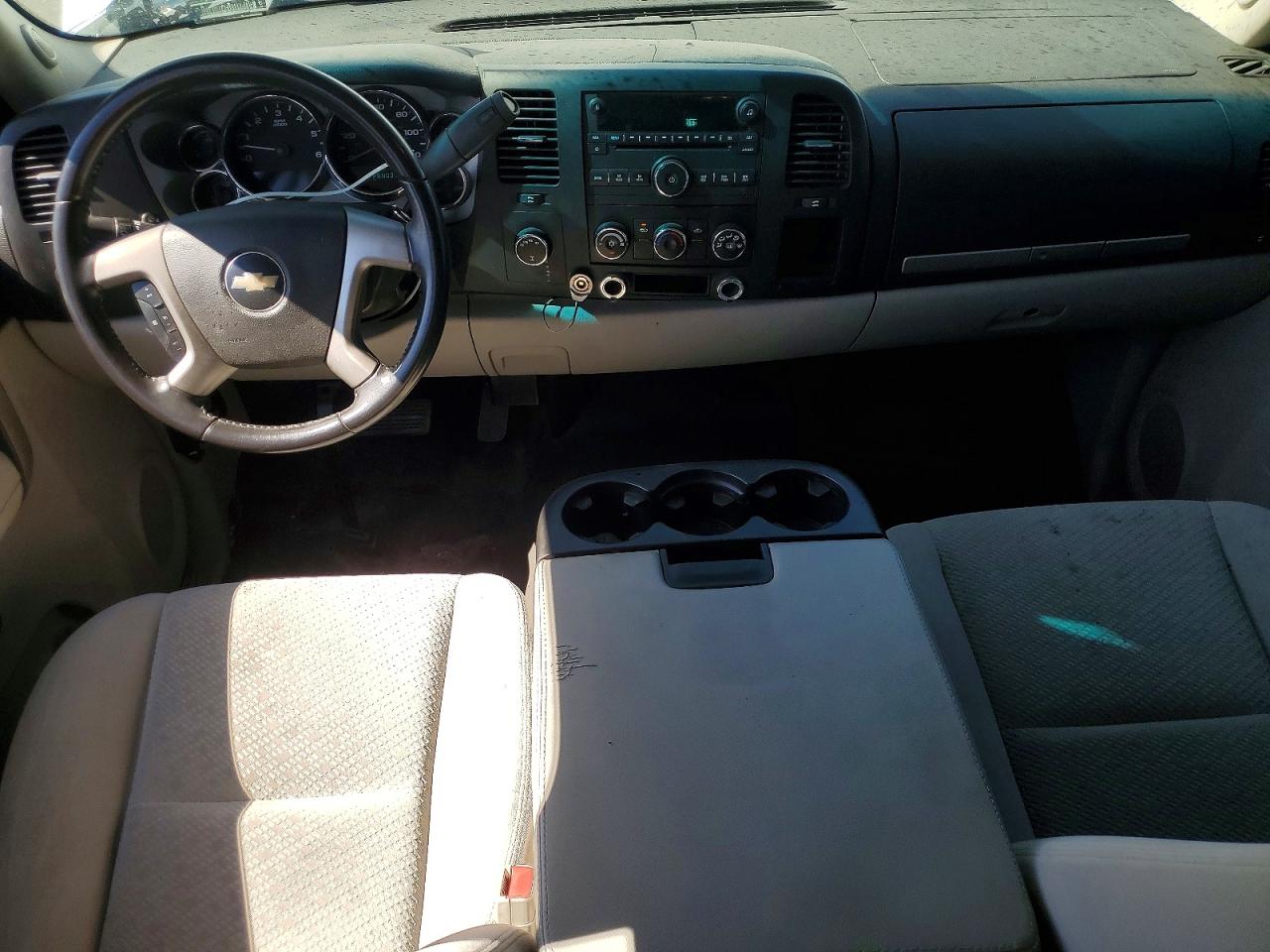 2007 Chevrolet Silverado K1500 White vin: 1GCEK19077Z583584