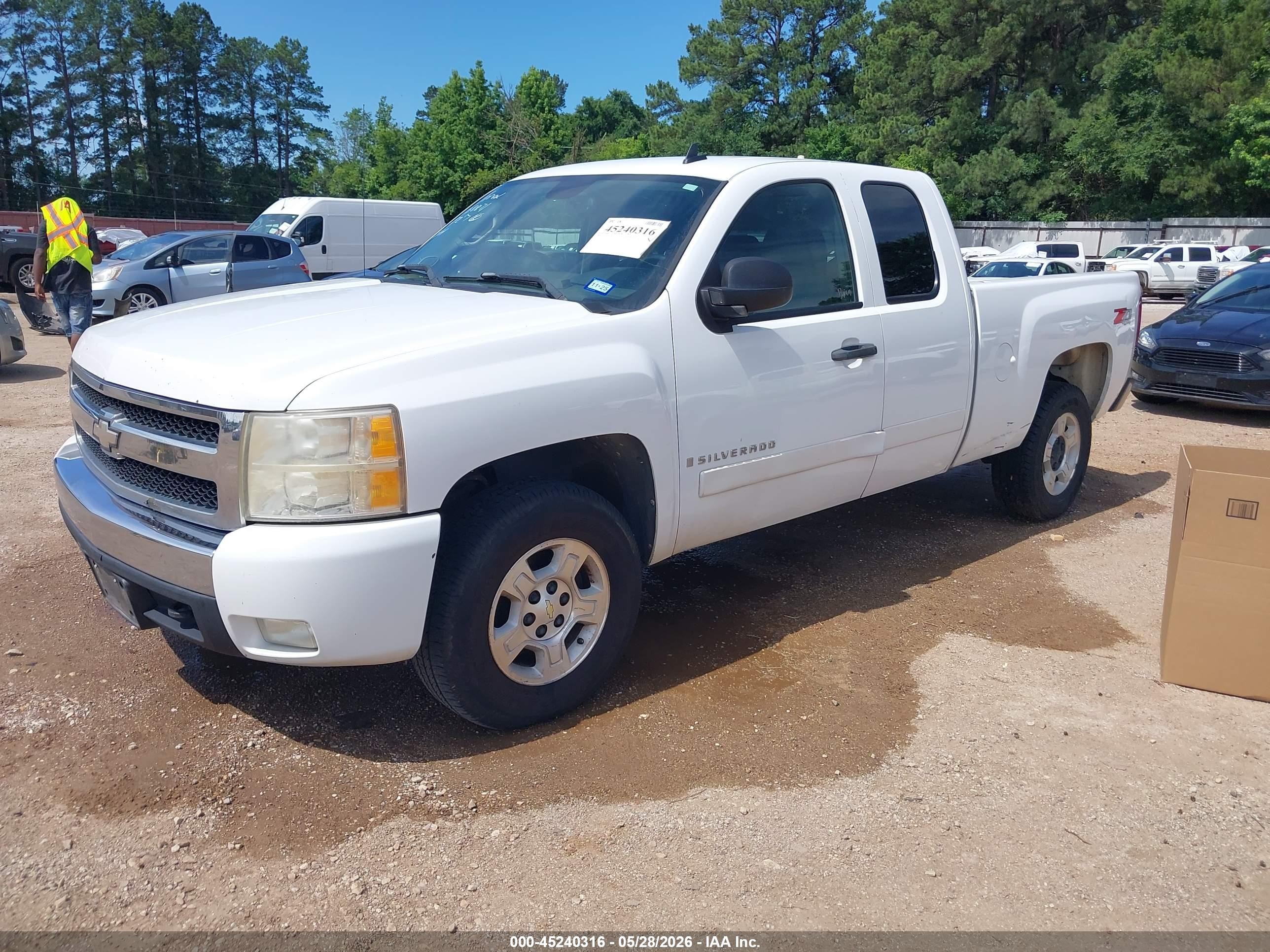 2008 Chevrolet Silverado 1500 Lt1 White vin: 1GCEK19088Z138871