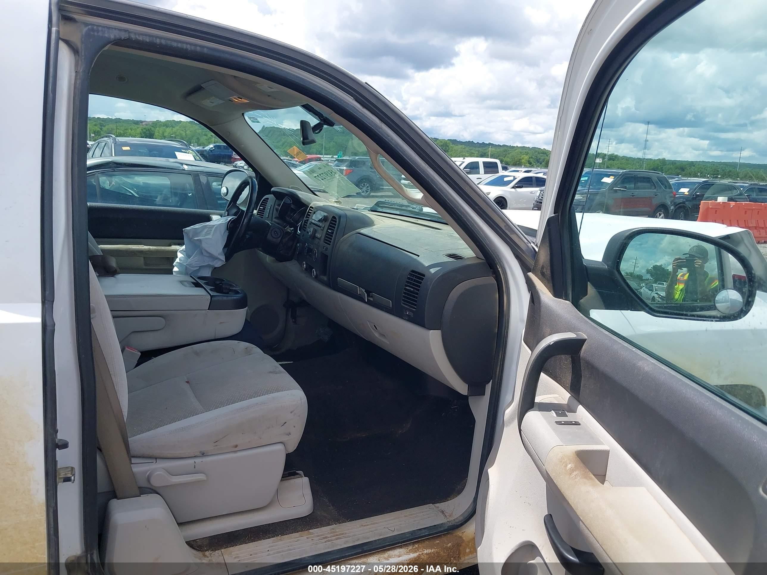 2008 Chevrolet Silverado 1500 Lt1 White vin: 1GCEK19088Z306251