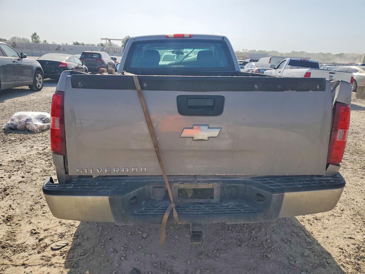 2009 Chevrolet Silverado K1500 Gray vin: 1GCEK19089E151791