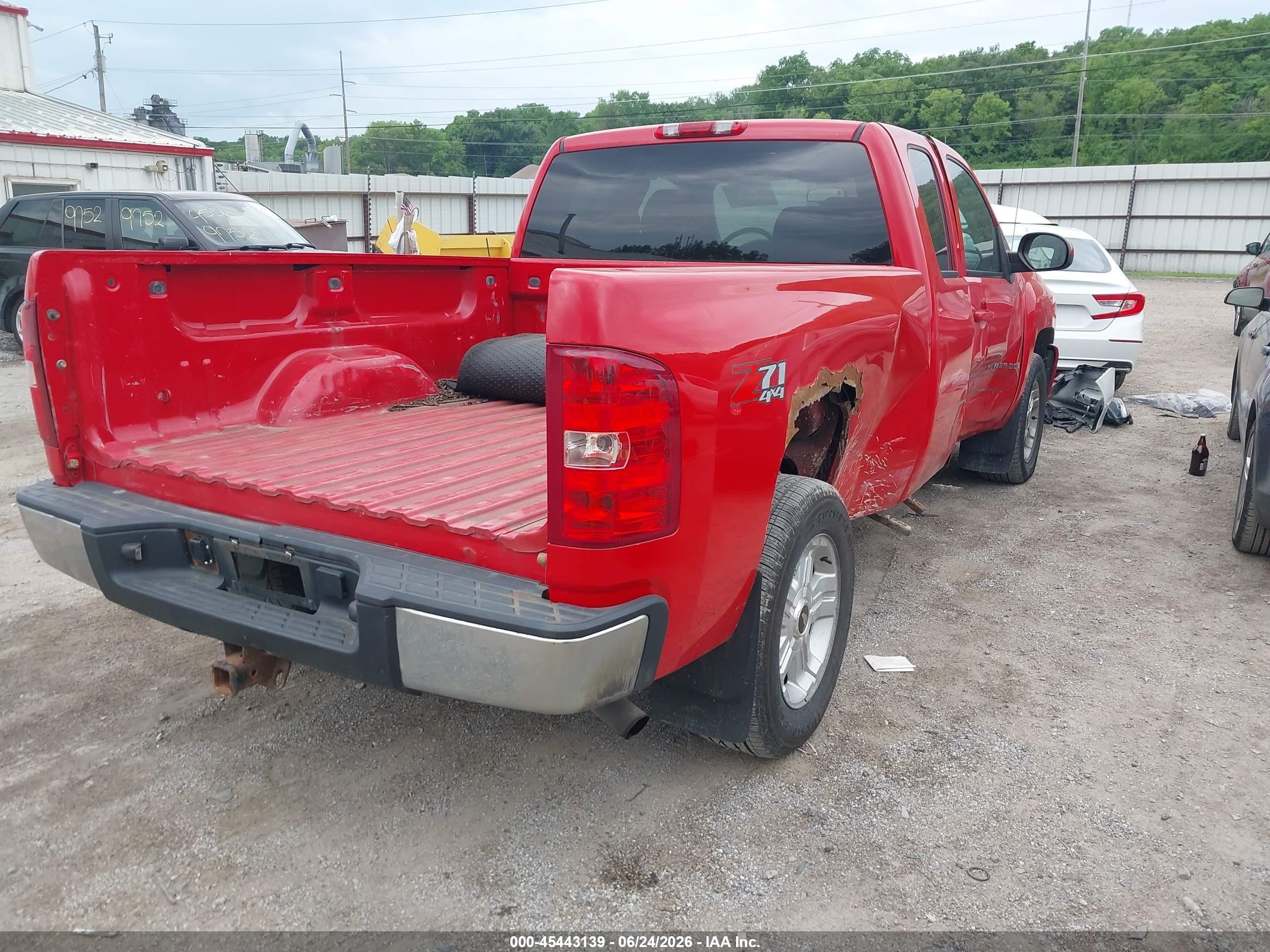 2008 Chevrolet Silverado 1500 Ltz Red vin: 1GCEK19098Z164119
