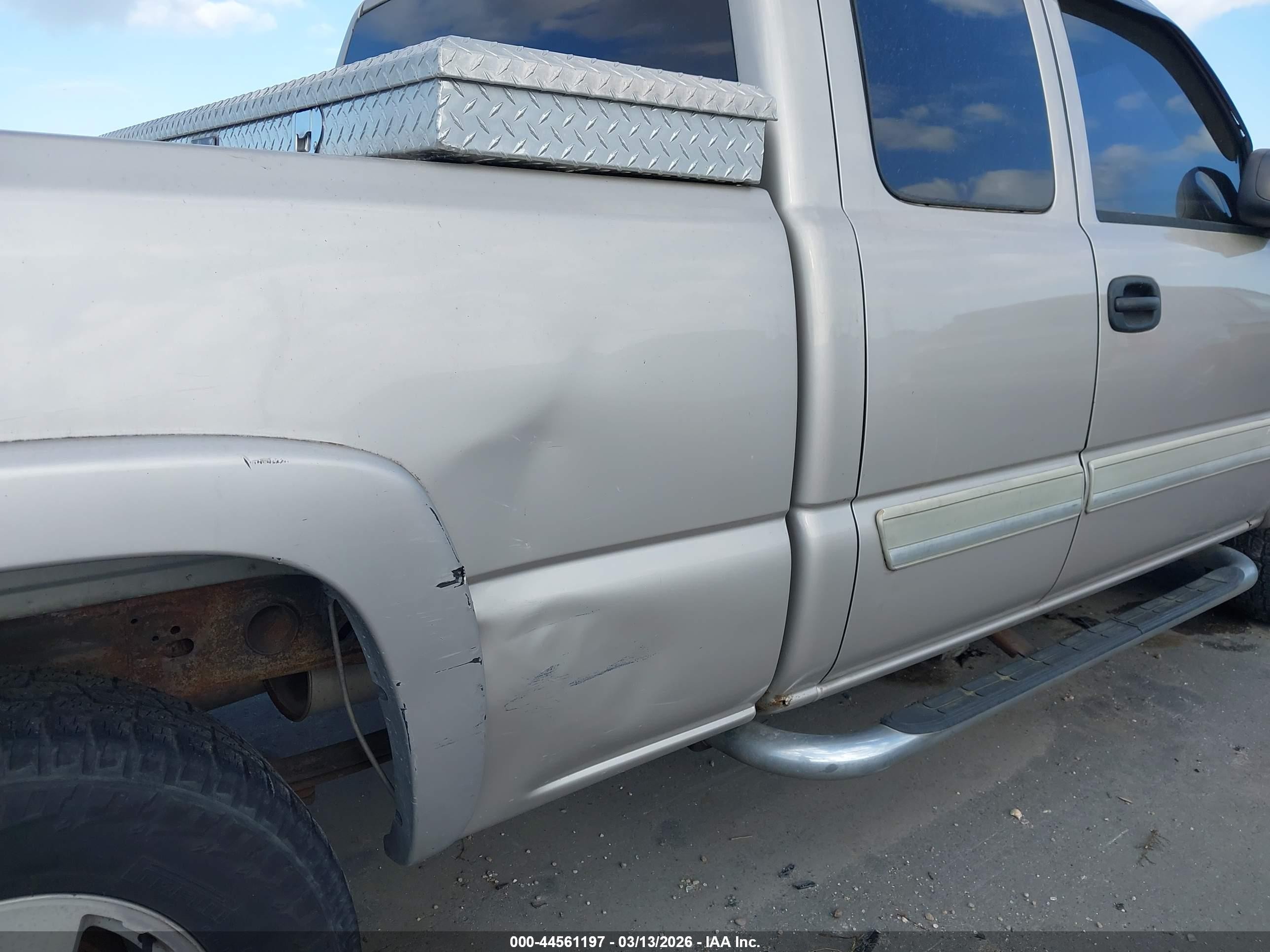2005 Chevrolet Silverado 1500 Z71 Champagne vin: 1GCEK19B05E221389