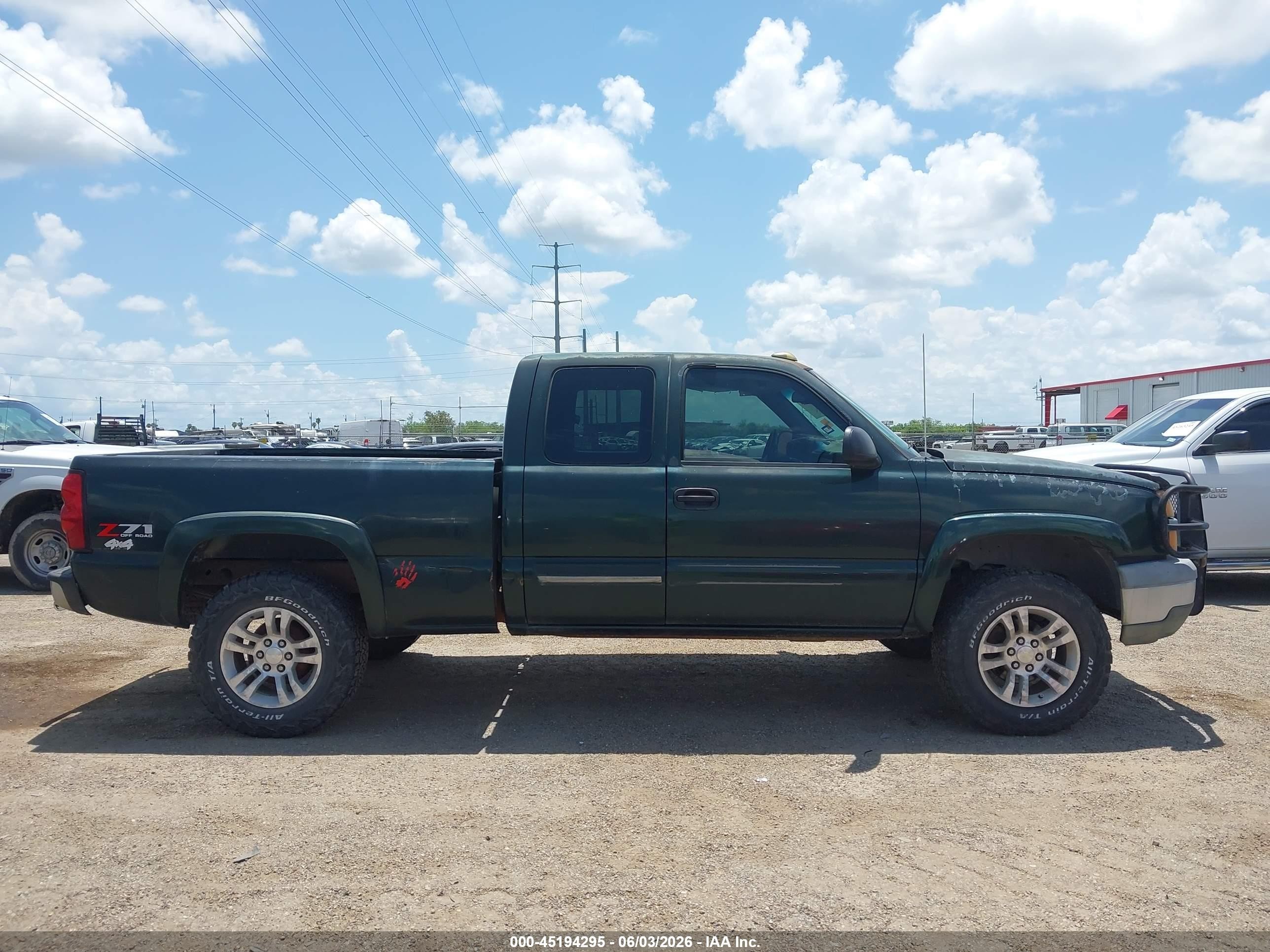 2005 Chevrolet Silverado 1500 Z71 Green vin: 1GCEK19B05E262153