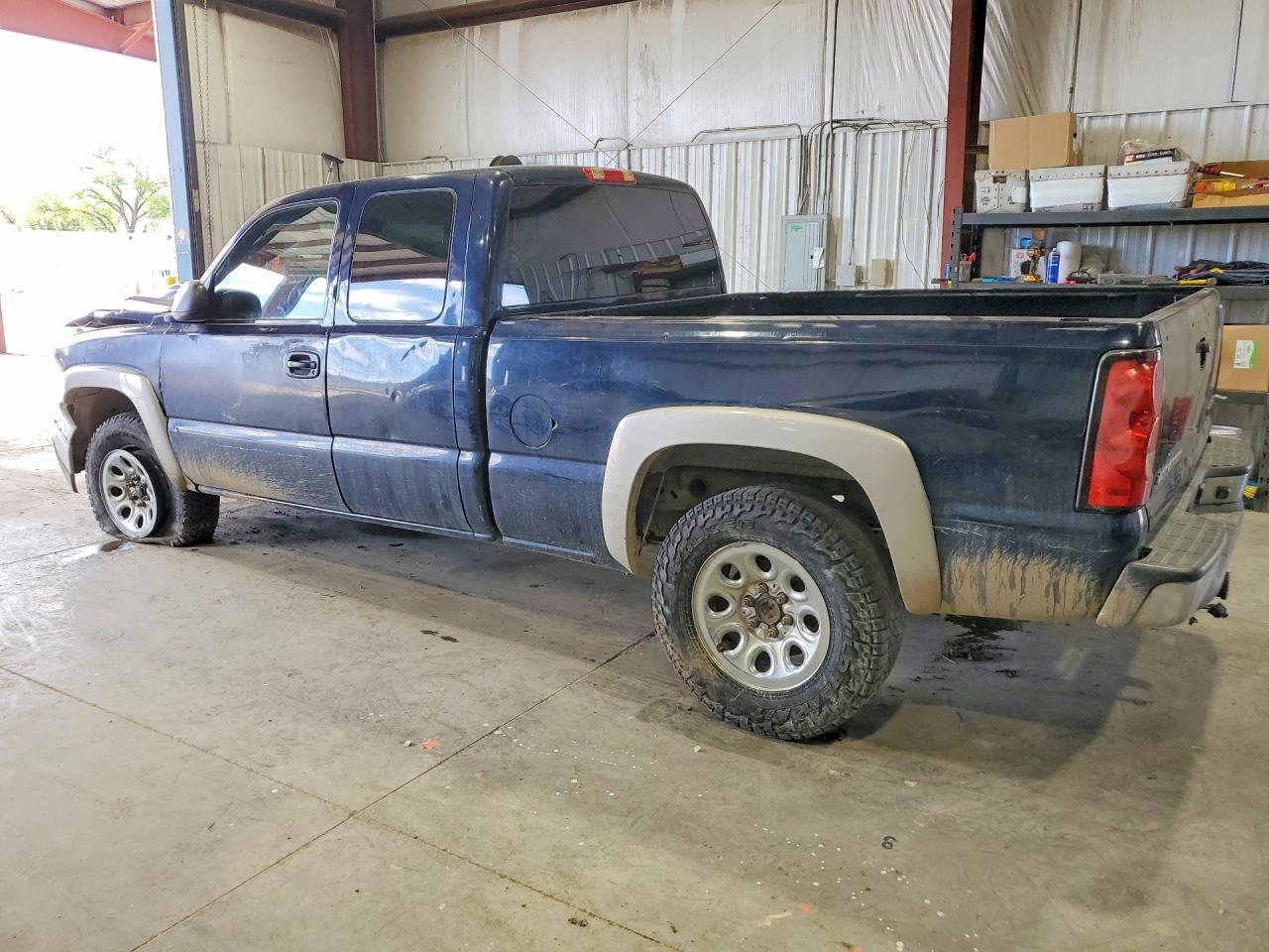 2005 Chevrolet Silverado K1500 Blue vin: 1GCEK19B05E265358