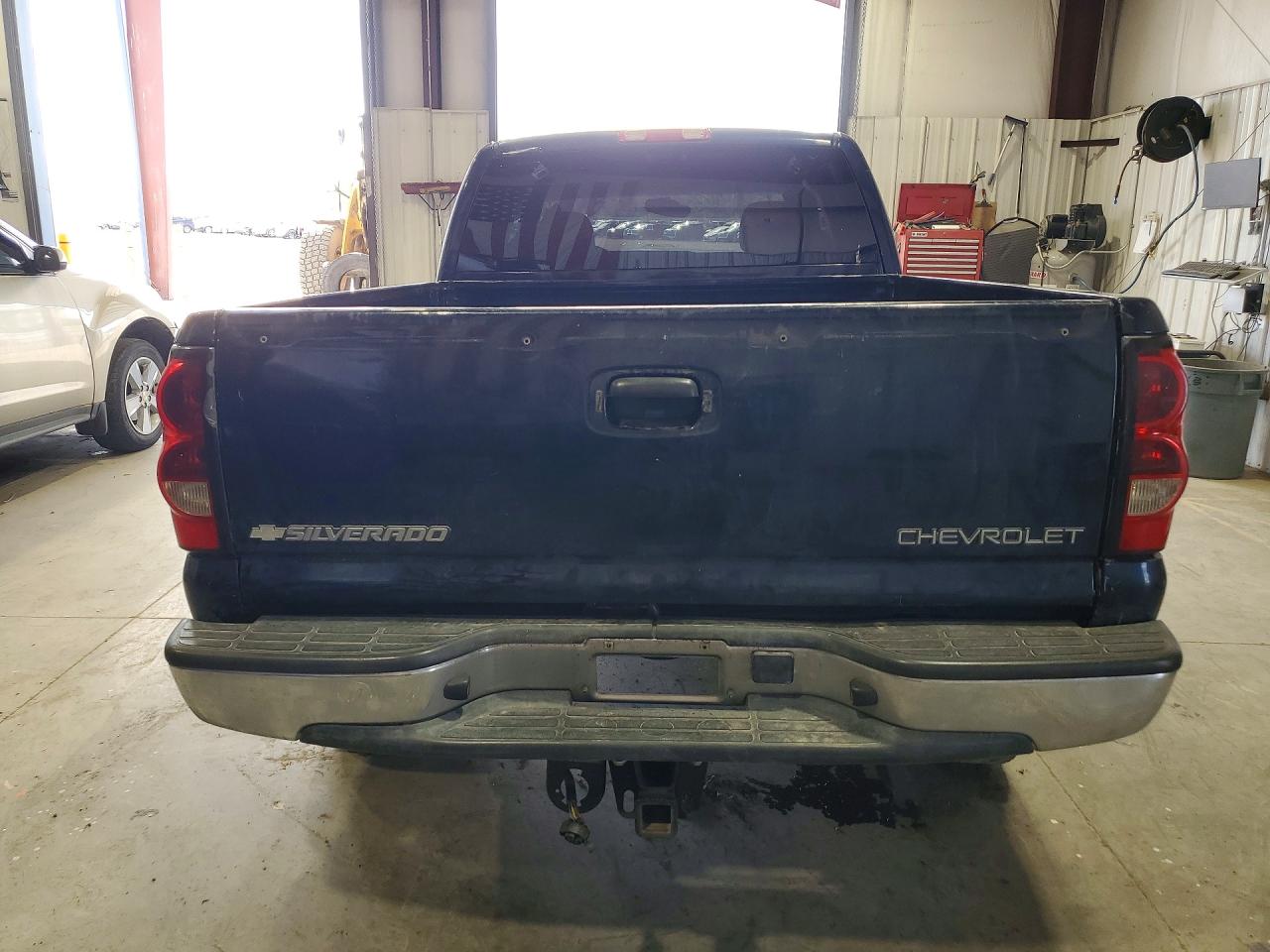 2005 Chevrolet Silverado K1500 Blue vin: 1GCEK19B05E265358