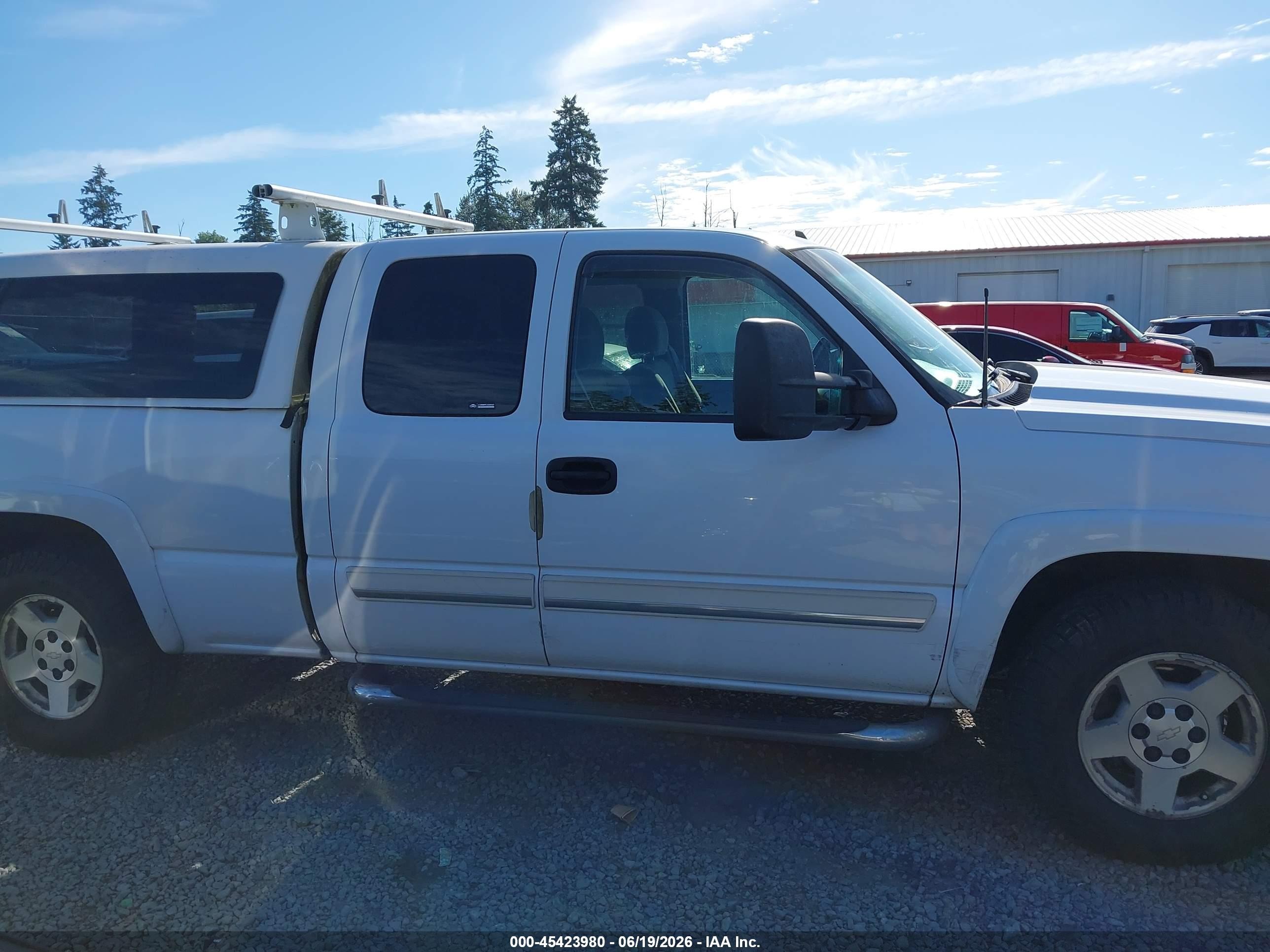 2006 Chevrolet Silverado 1500 Lt2 White vin: 1GCEK19B06Z189893