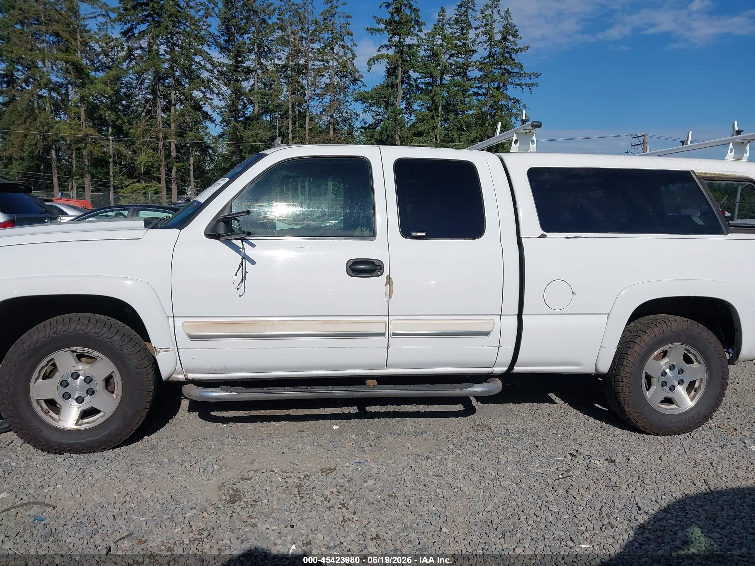 2006 Chevrolet Silverado 1500 Lt2 White vin: 1GCEK19B06Z189893