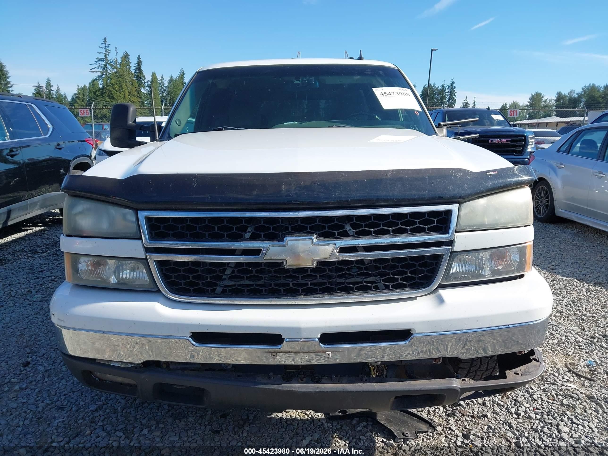 2006 Chevrolet Silverado 1500 Lt2 White vin: 1GCEK19B06Z189893