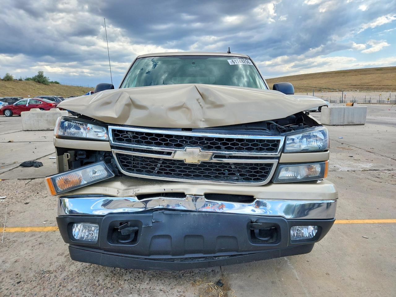 2006 Chevrolet Silverado K1500 Золотой vin: 1GCEK19B06Z268741