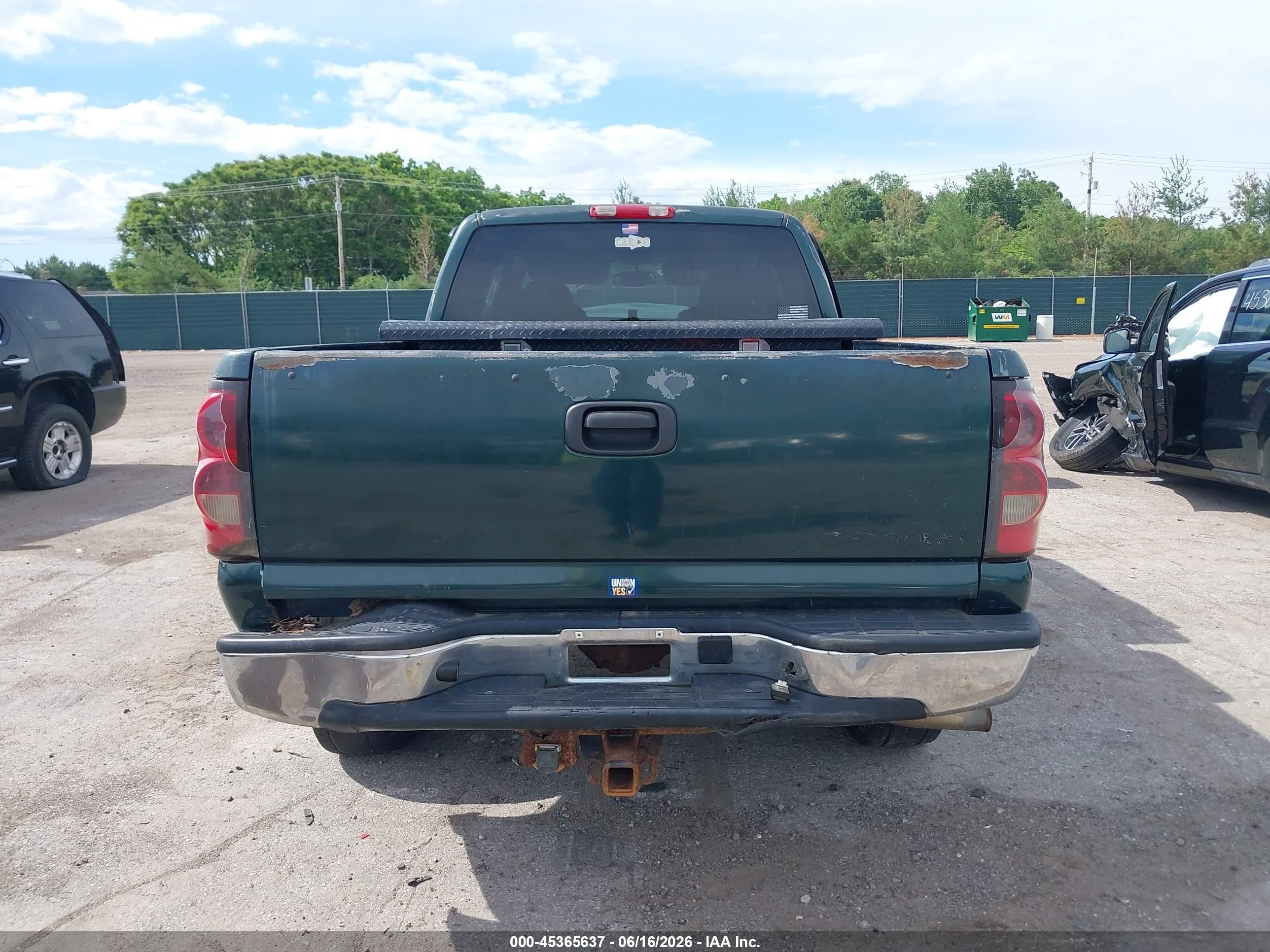 2005 Chevrolet Silverado 1500 Ls Green vin: 1GCEK19B15E154852