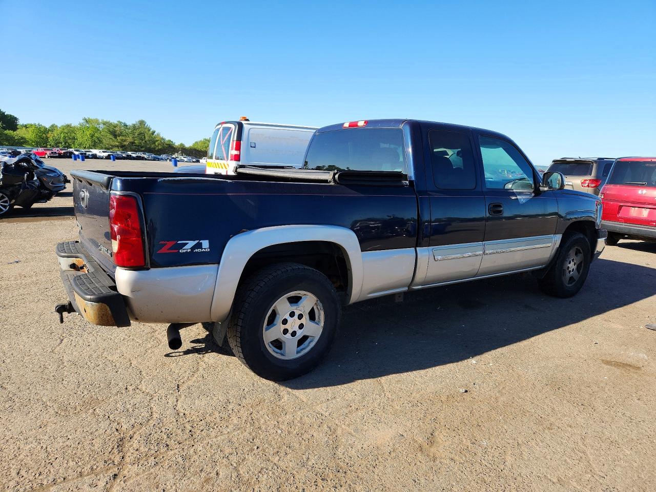 2005 Chevrolet Silverado K1500 Blue vin: 1GCEK19B15Z187410