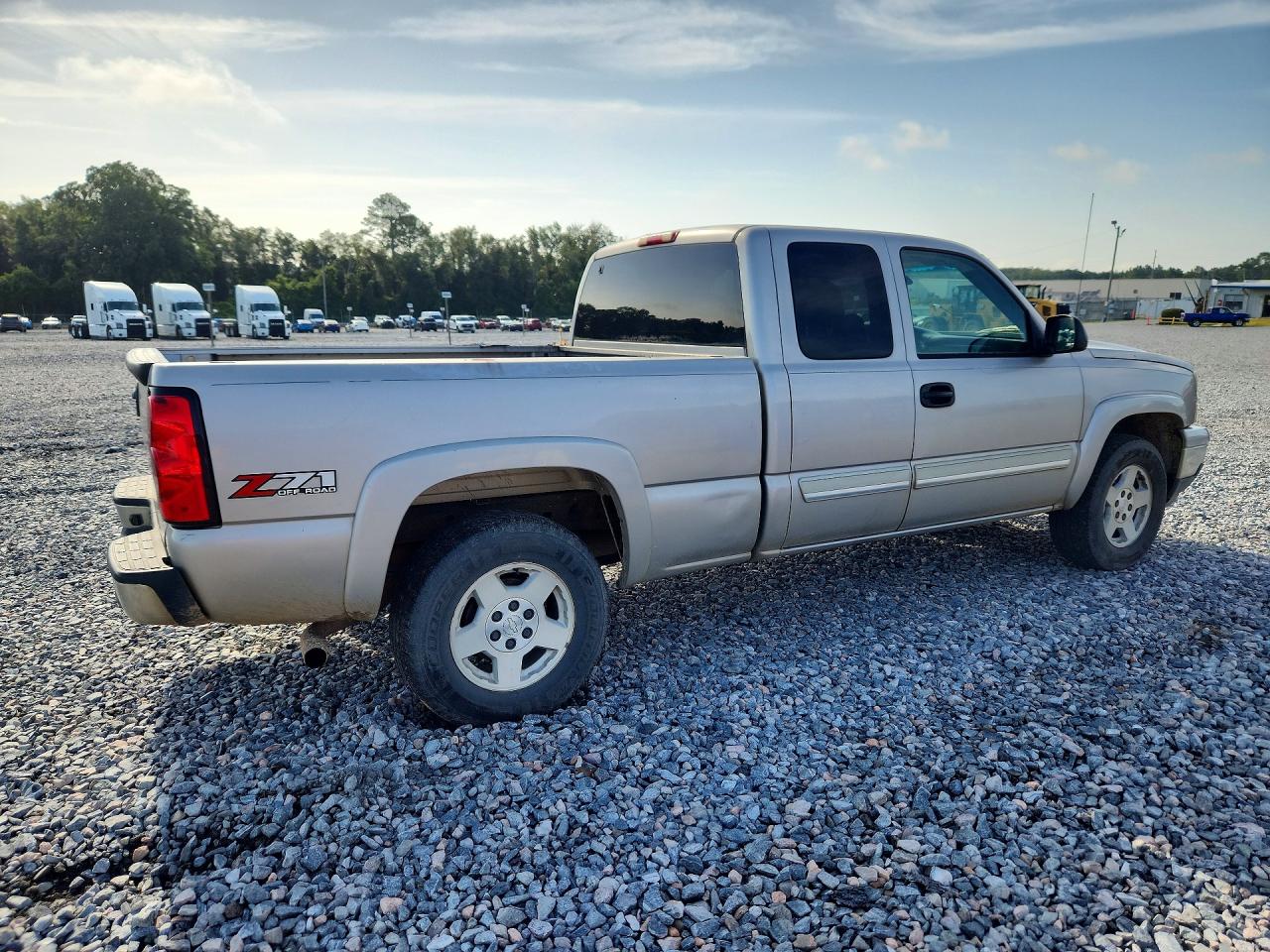 2006 Chevrolet Silverado K1500 Silver vin: 1GCEK19B16Z141853