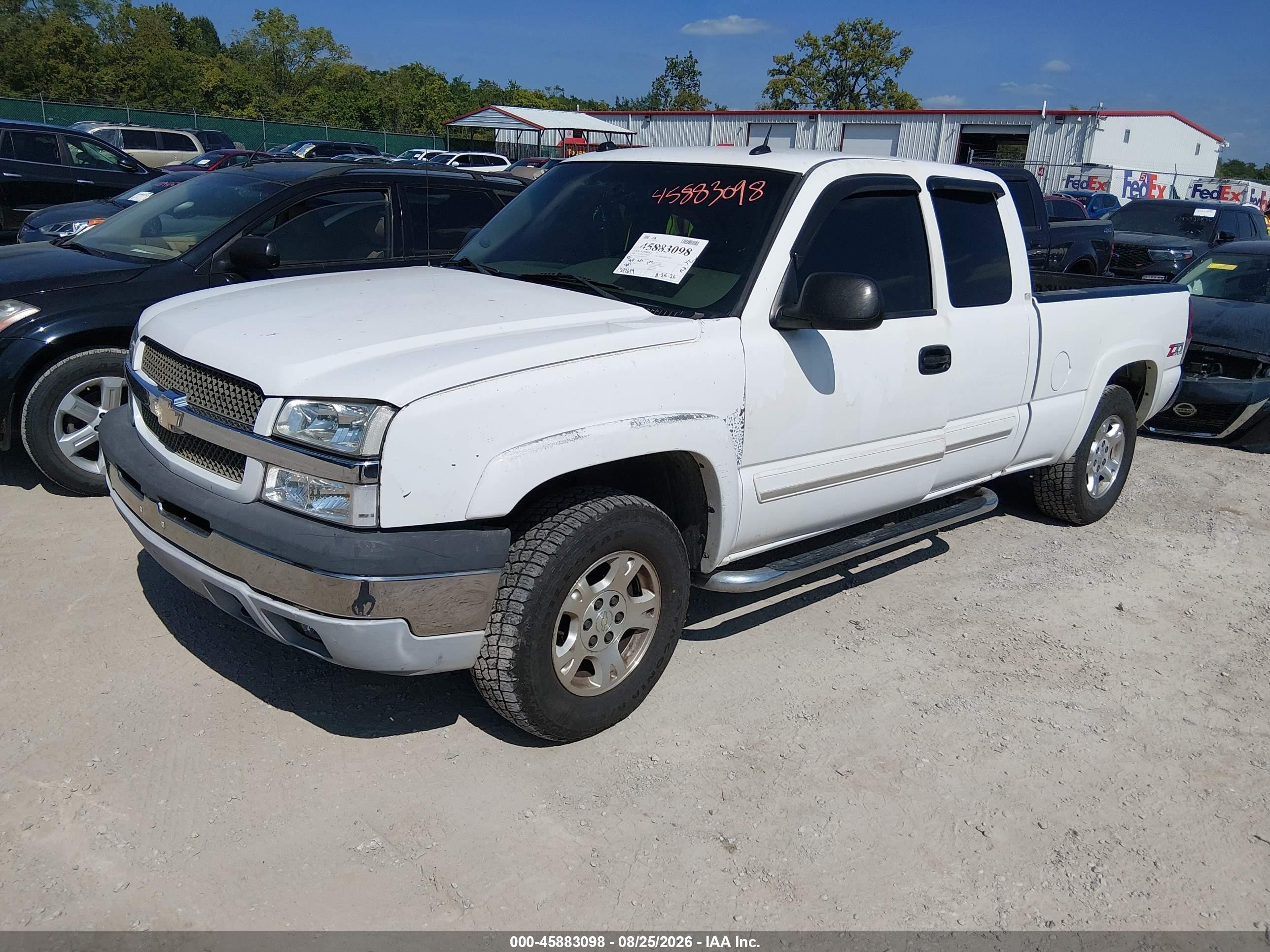 2005 Chevrolet Silverado 1500 Z71 White vin: 1GCEK19B25E148607