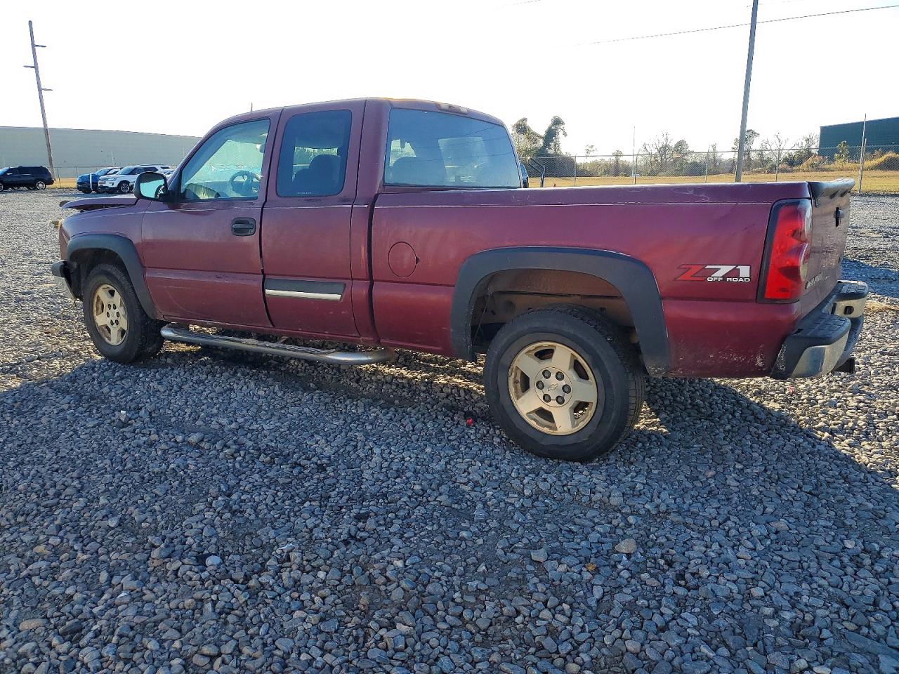 2005 Chevrolet Silverado Темно-бордовый vin: 1GCEK19B25E148655