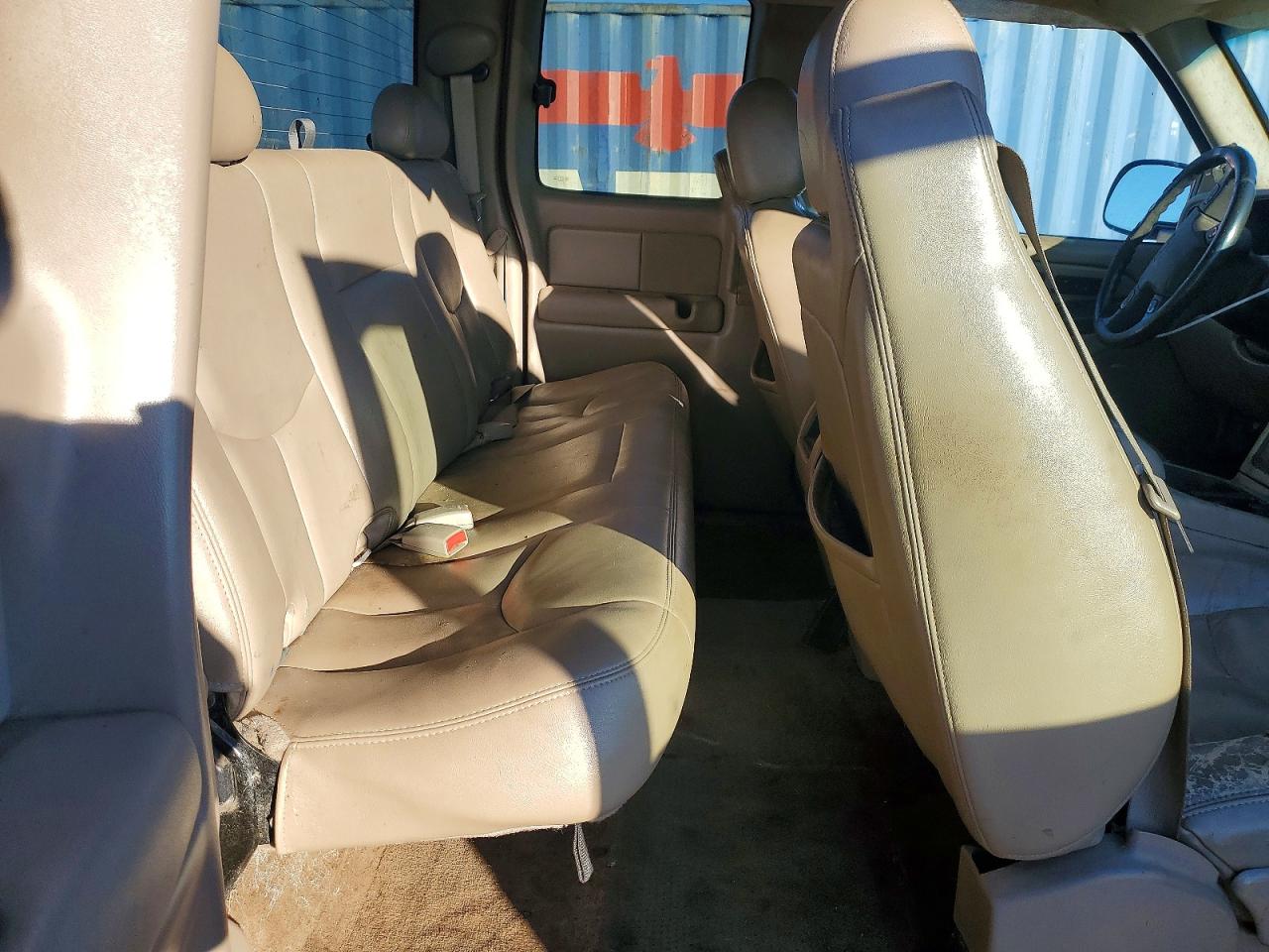 2005 Chevrolet Silverado Темно-бордовый vin: 1GCEK19B25E148655