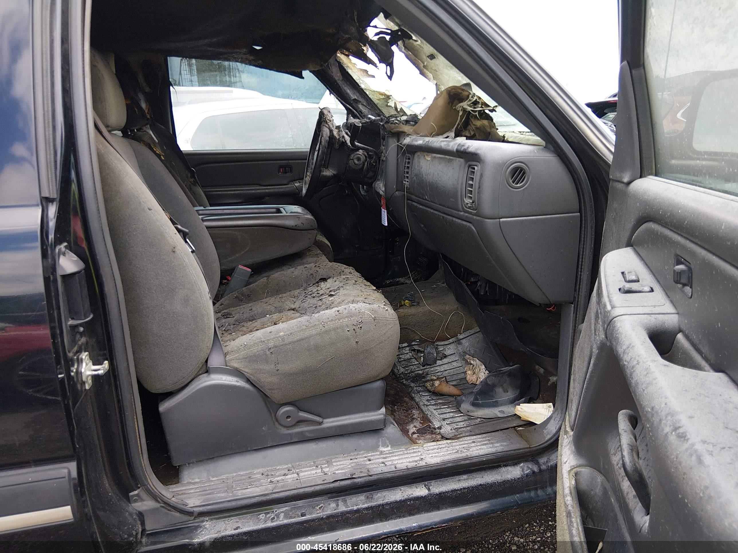 2005 Chevrolet Silverado 1500 Z71 Черный vin: 1GCEK19B25Z105703