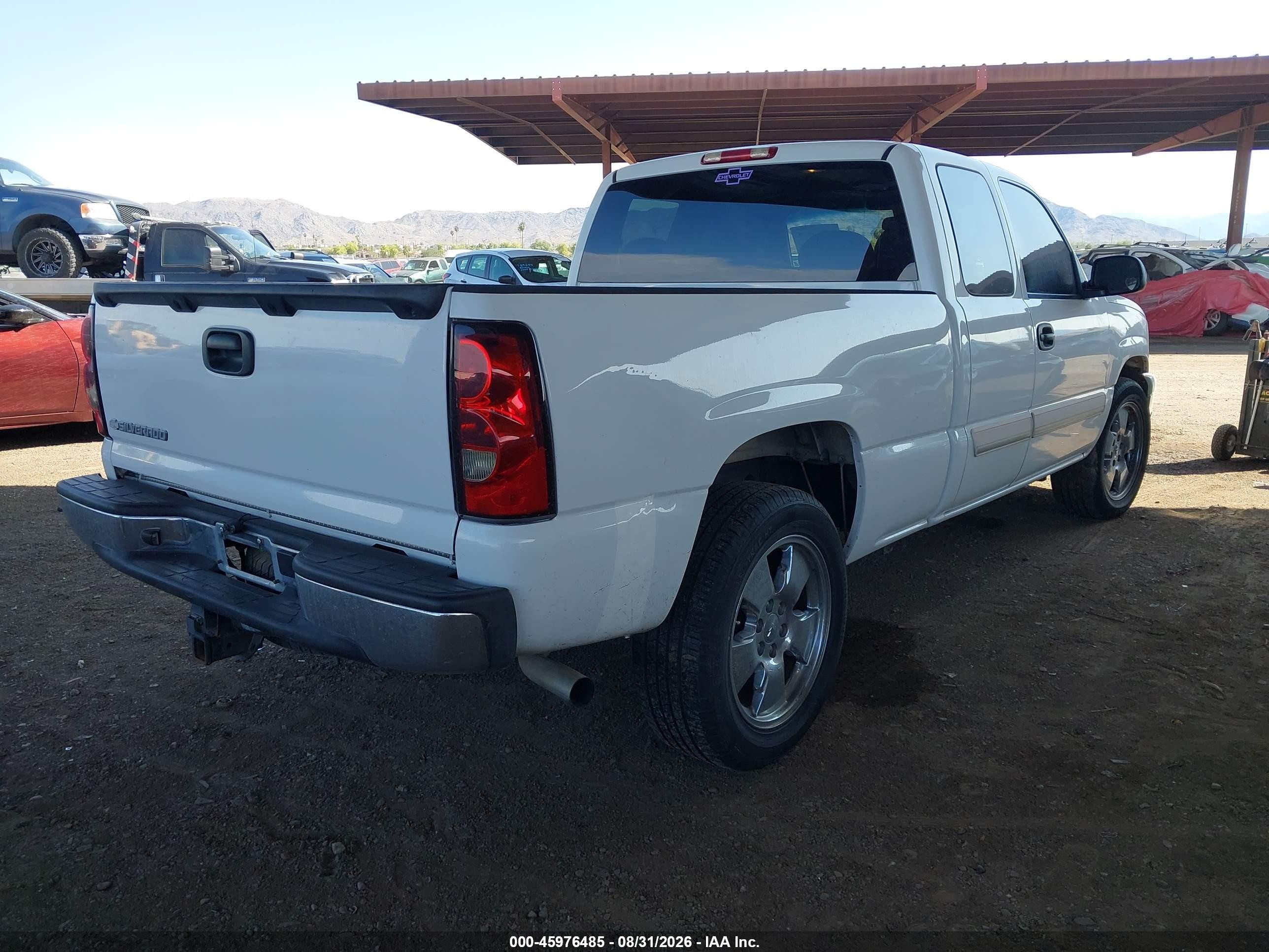 2007 Chevrolet Silverado 1500 Classic Lt2 White vin: 1GCEK19B27Z152202