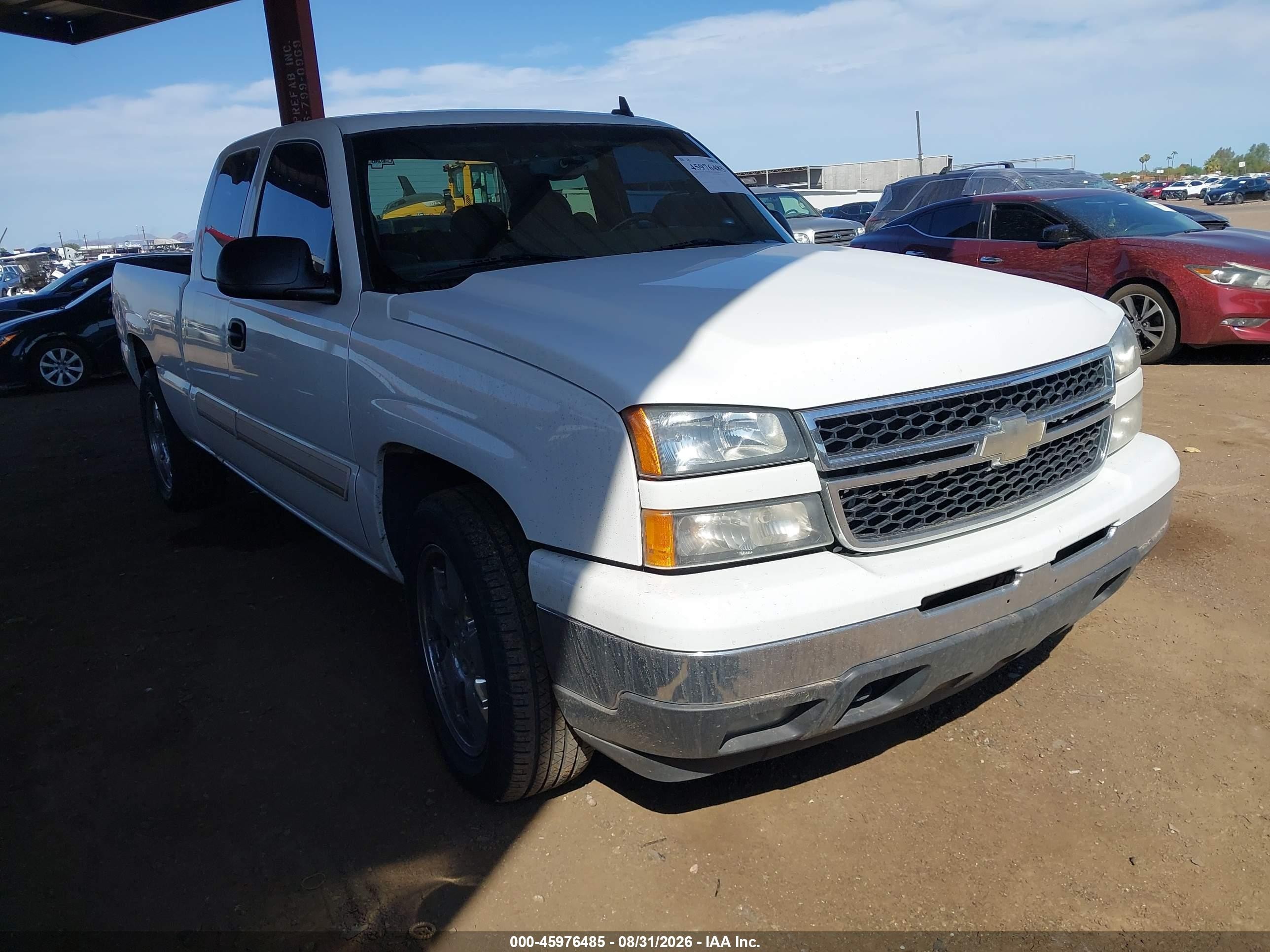 2007 Chevrolet Silverado 1500 Classic Lt2 White vin: 1GCEK19B27Z152202