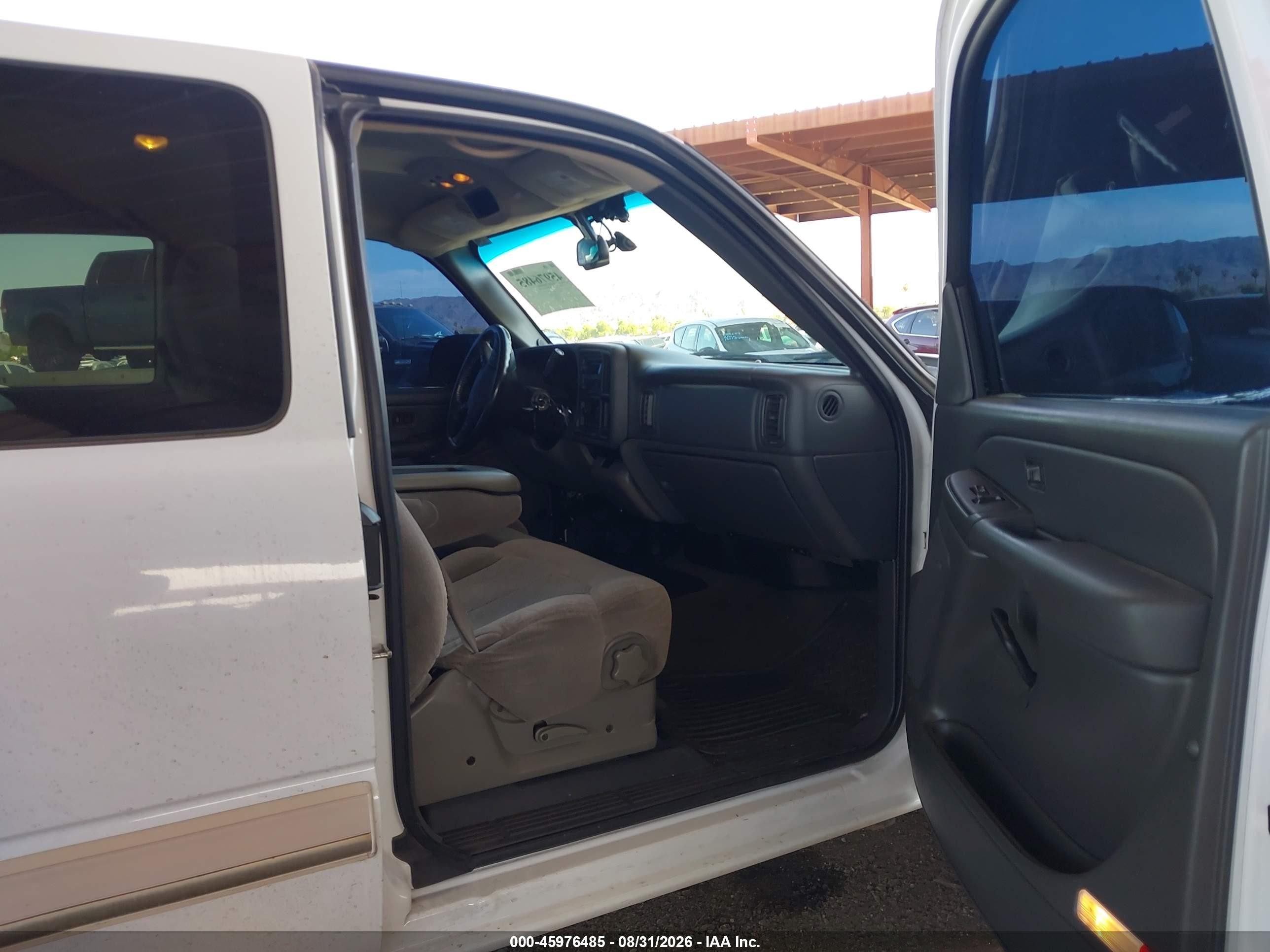 2007 Chevrolet Silverado 1500 Classic Lt2 White vin: 1GCEK19B27Z152202