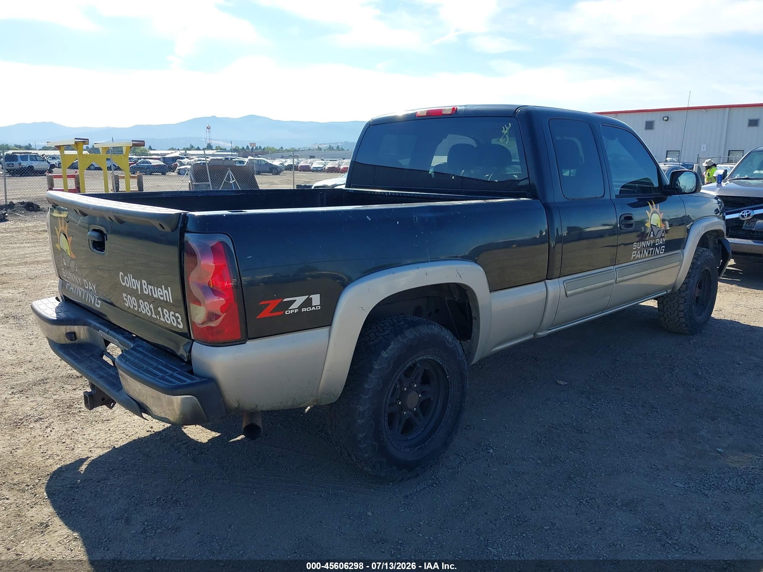 2005 Chevrolet Silverado 1500 Z71 Черный vin: 1GCEK19B35Z127130