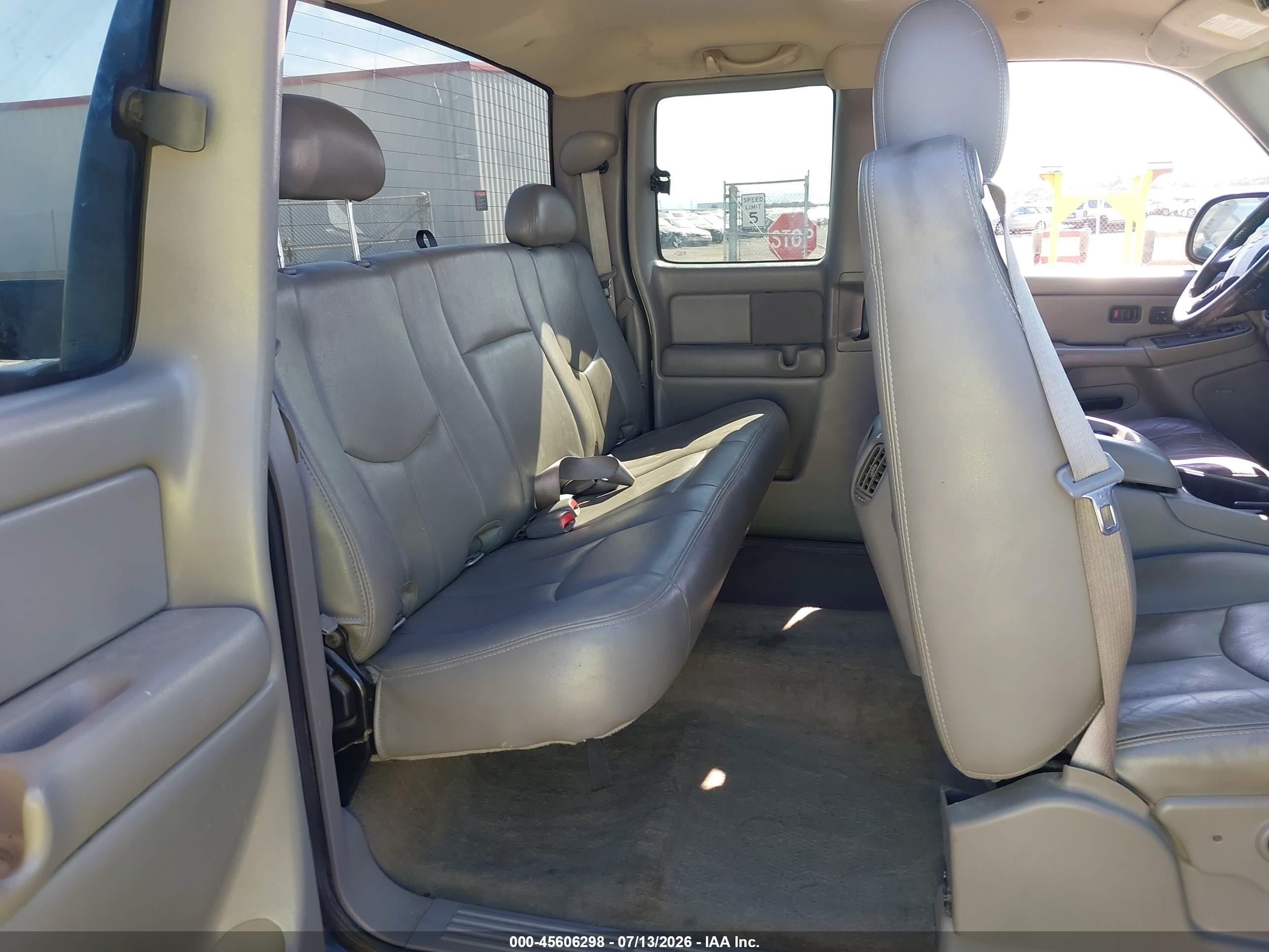 2005 Chevrolet Silverado 1500 Z71 Черный vin: 1GCEK19B35Z127130