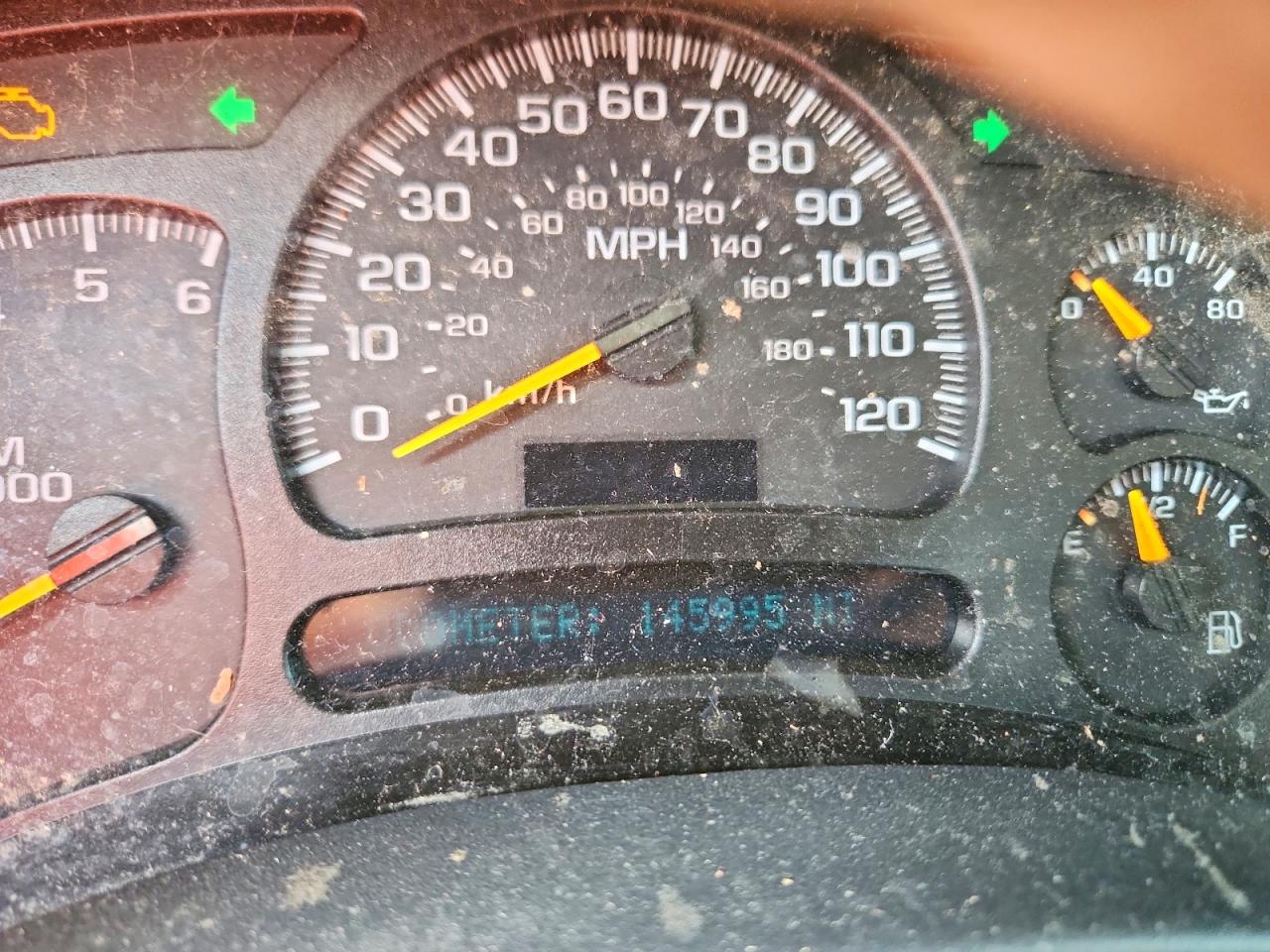 2005 Chevrolet Silverado K1500 Silver vin: 1GCEK19B45E210184