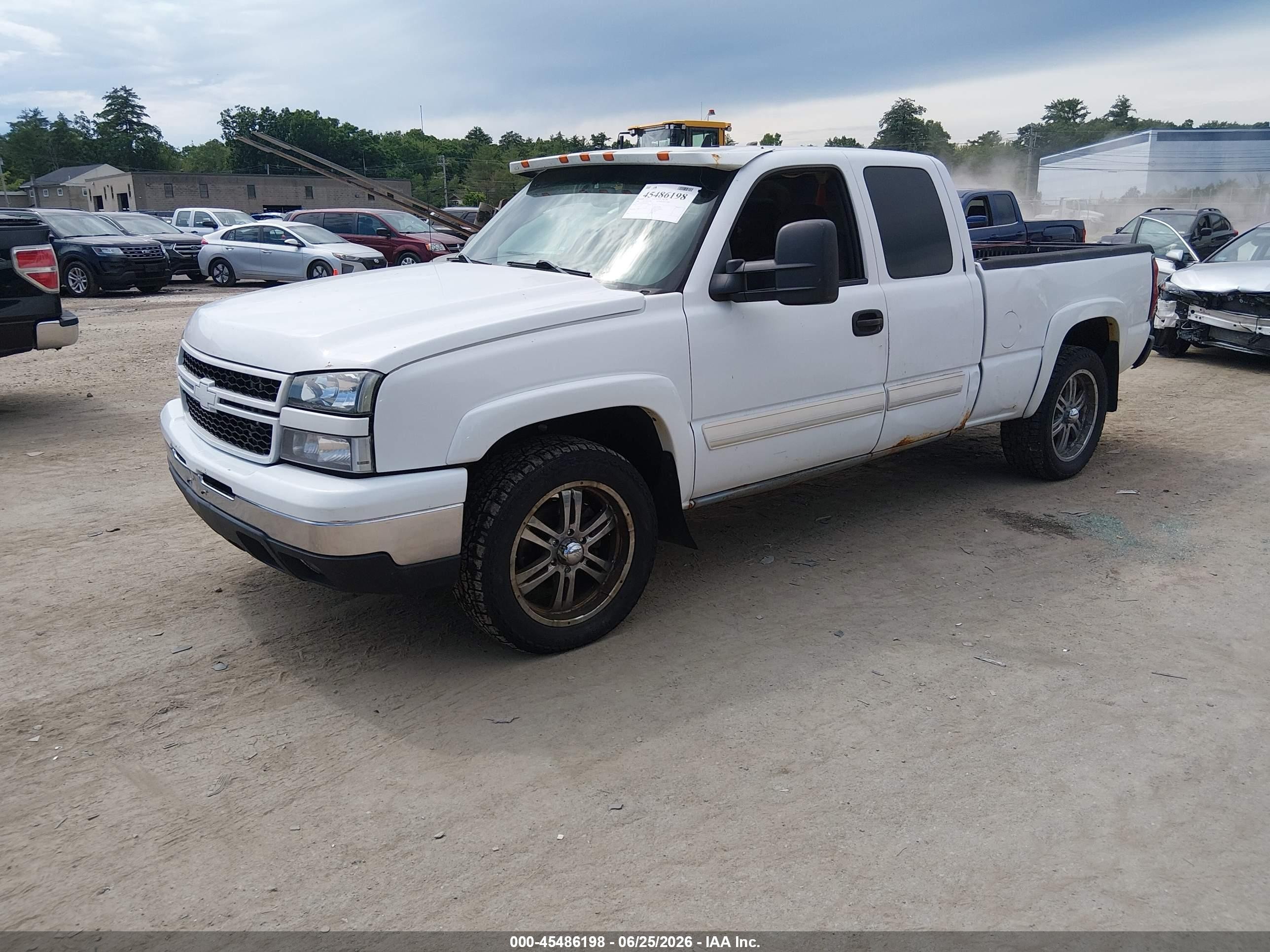 2006 Chevrolet Silverado 1500 Lt3 White vin: 1GCEK19B46E188141