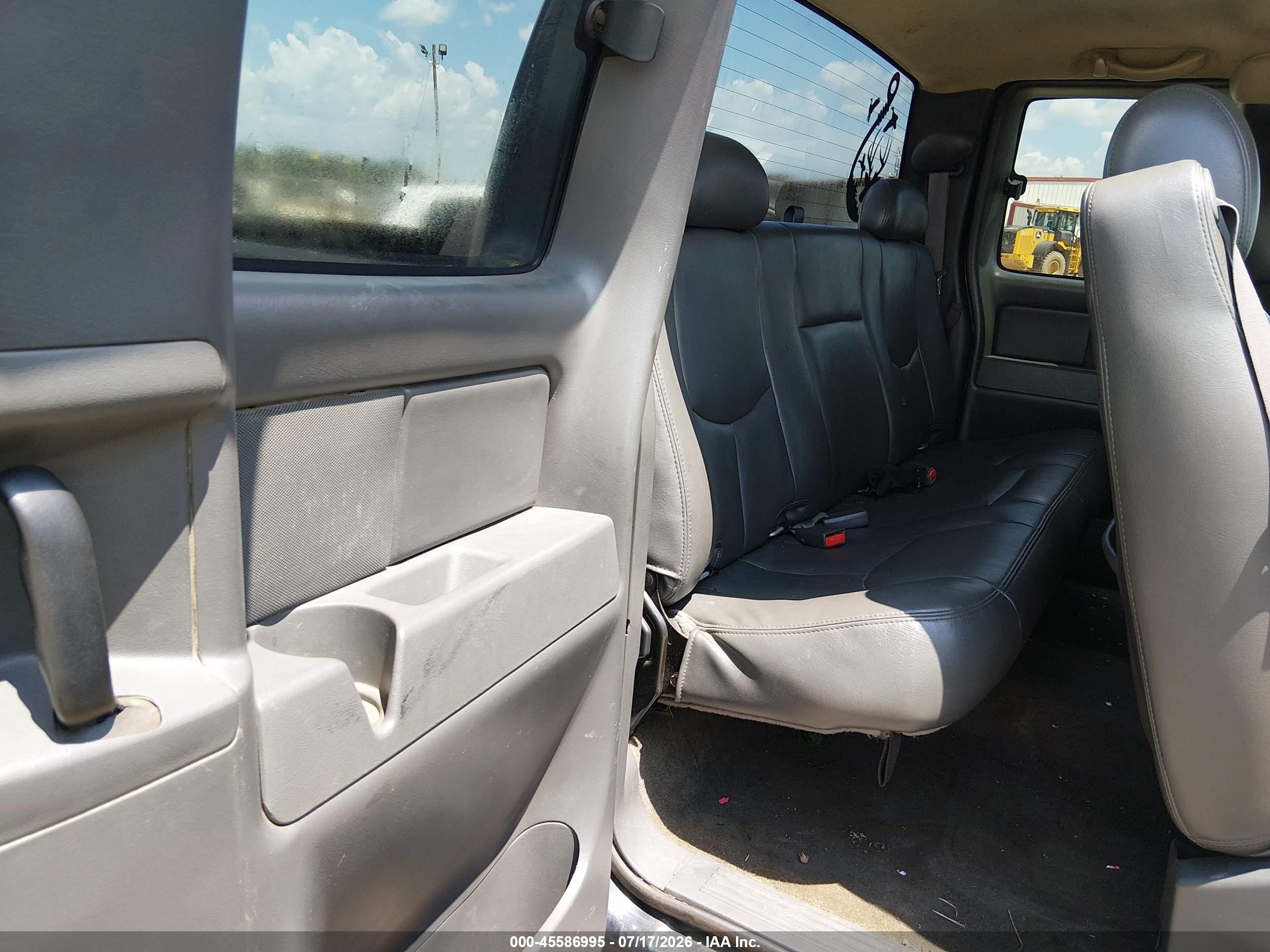 2005 Chevrolet Silverado 1500 Lt Black vin: 1GCEK19B55E187062