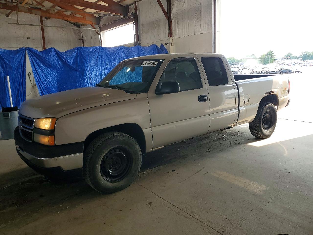 2007 Chevrolet Silverado K1500 Classic Gray vin: 1GCEK19B57Z103916