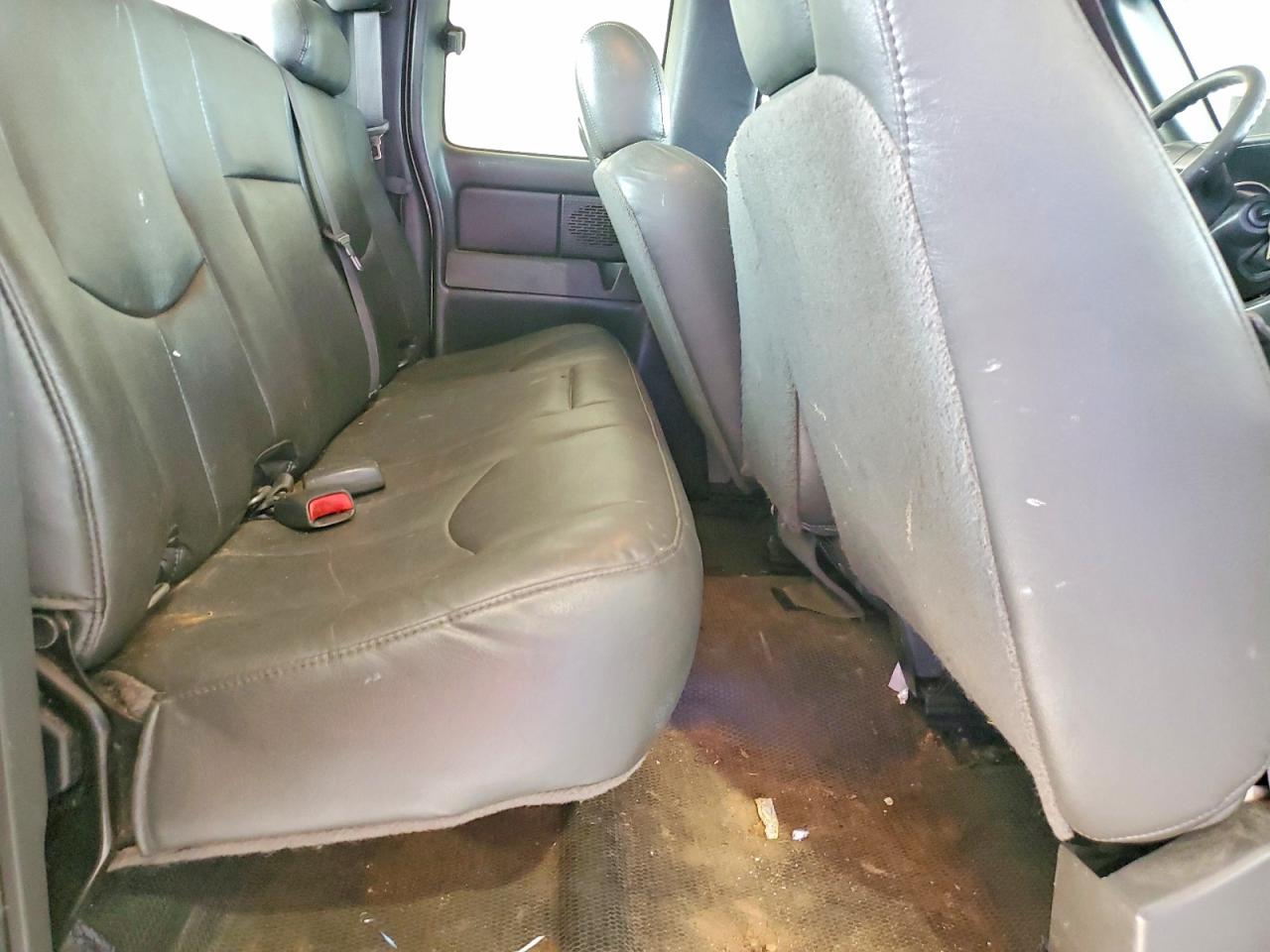 2007 Chevrolet Silverado K1500 Classic Серый vin: 1GCEK19B57Z103916