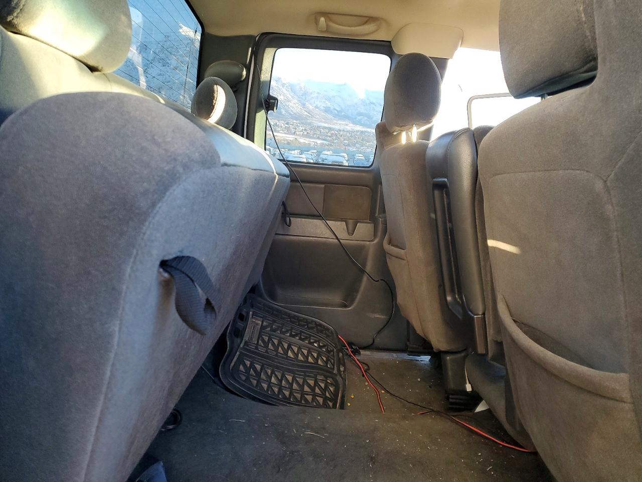2007 Chevrolet Silverado K1500 Classic White vin: 1GCEK19B57Z128525