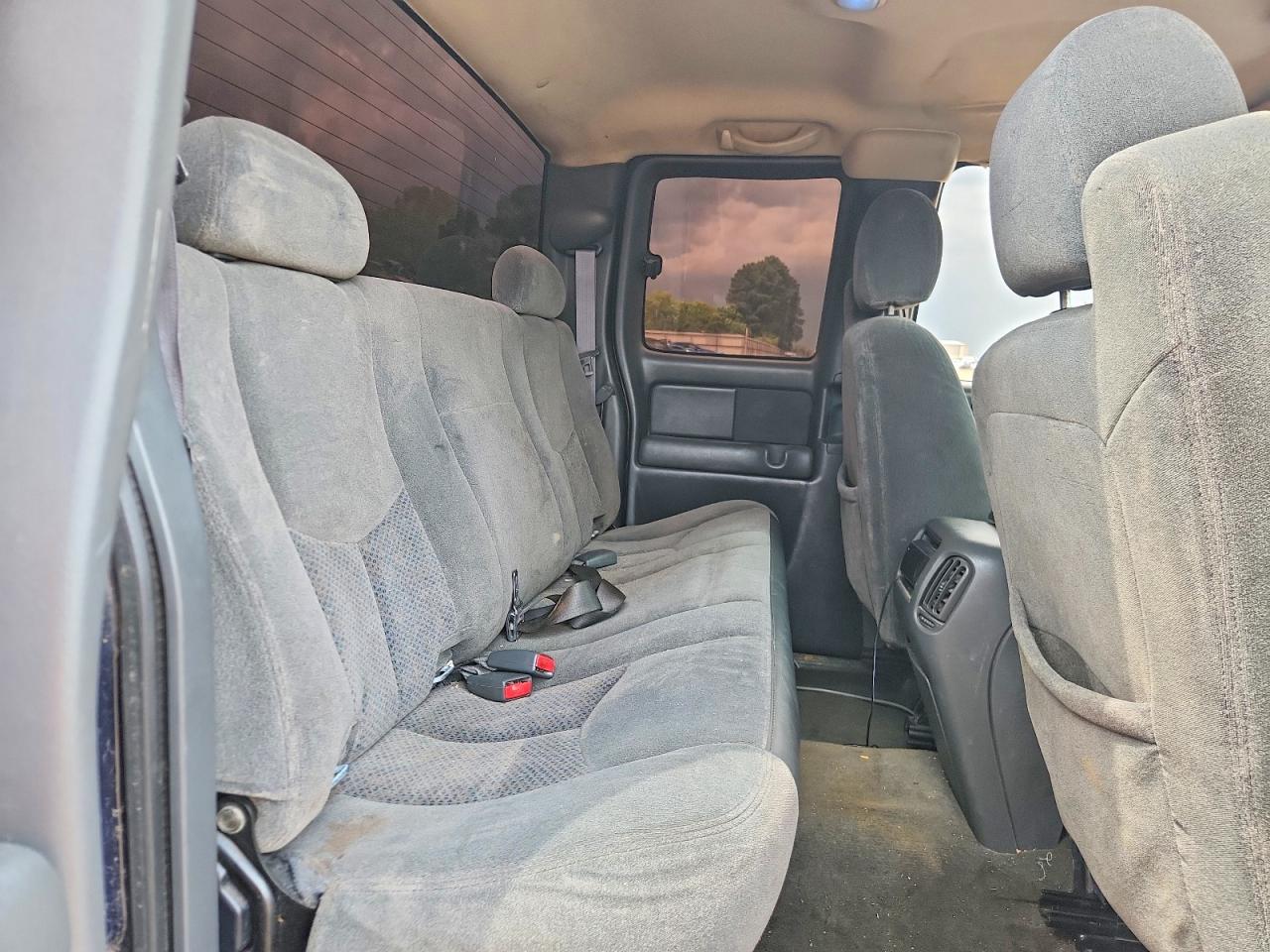 2005 Chevrolet Silverado K1500 Blue vin: 1GCEK19B65E149789