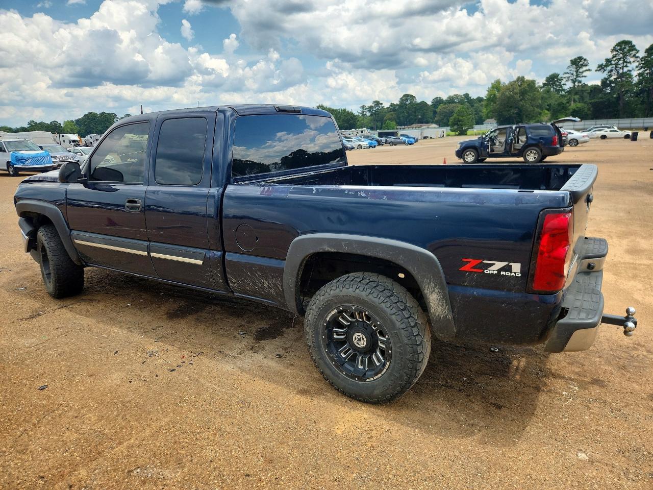 2005 Chevrolet Silverado K1500 Blue vin: 1GCEK19B65E149789
