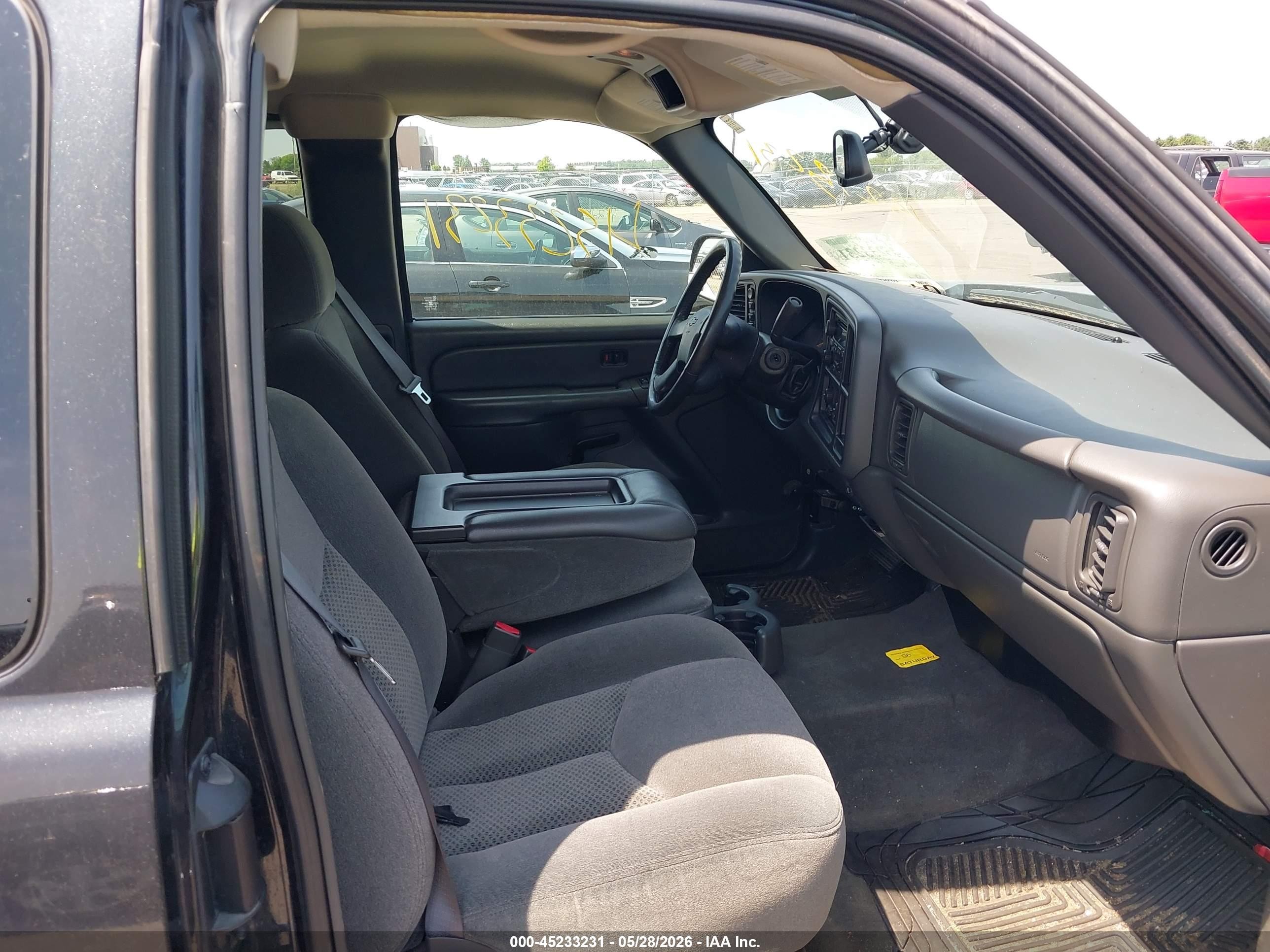 2005 Chevrolet Silverado 1500 Z71 Black vin: 1GCEK19B65E296243