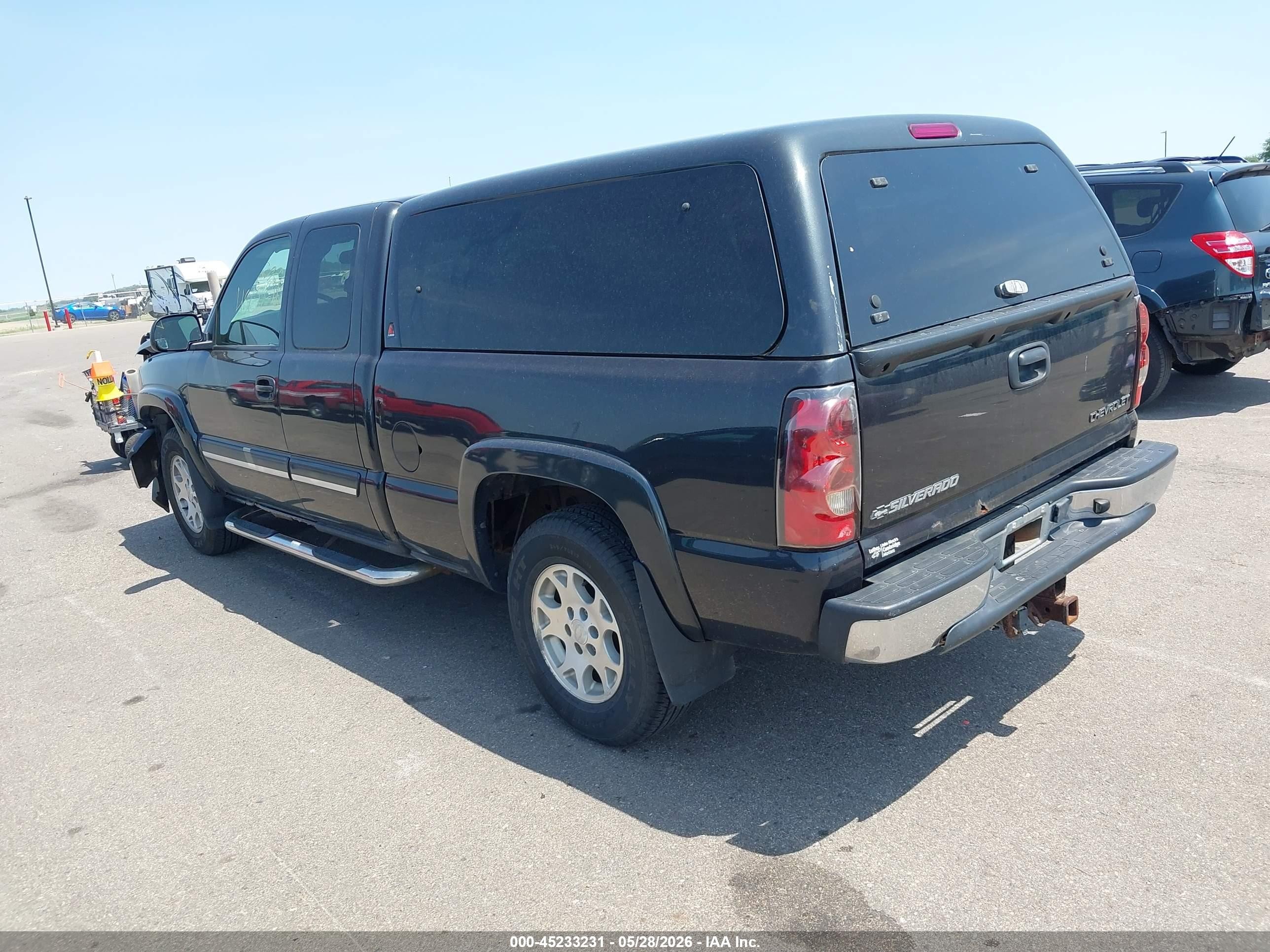 2005 Chevrolet Silverado 1500 Z71 Black vin: 1GCEK19B65E296243