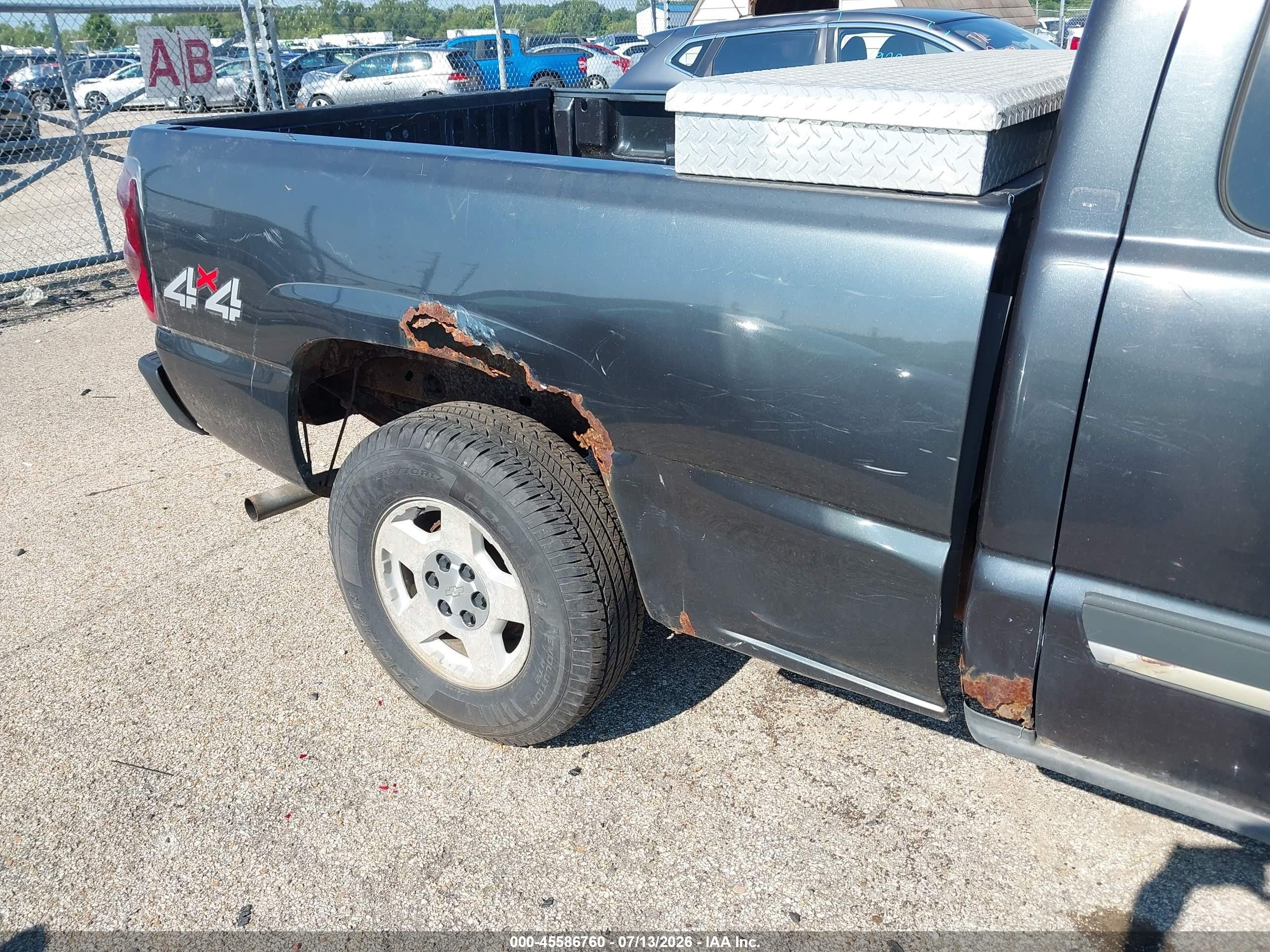 2005 Chevrolet Silverado 1500 Ls Black vin: 1GCEK19B65Z102691