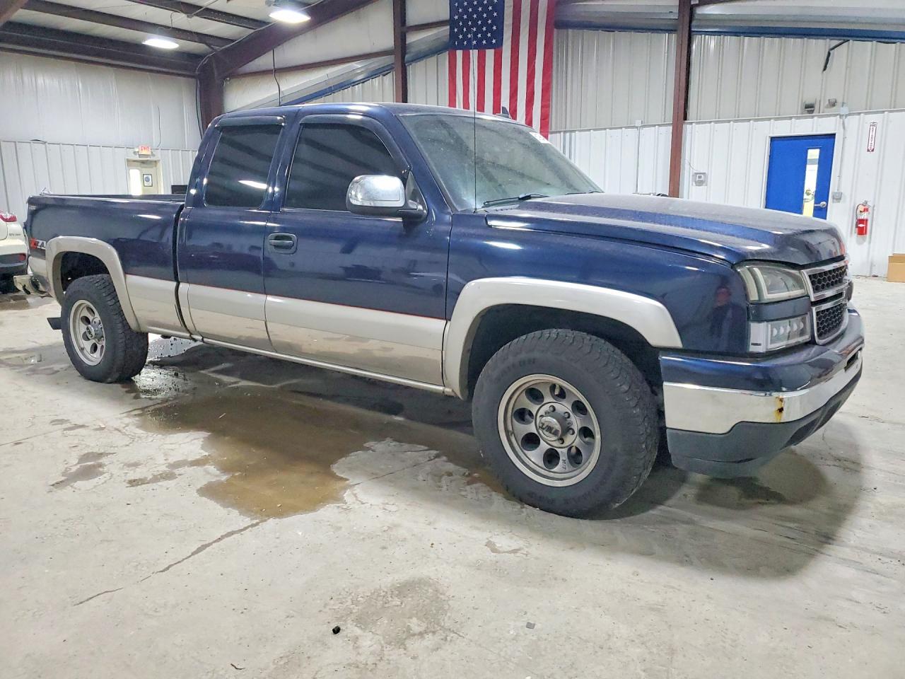 2006 Chevrolet Silverado K1500 Blue vin: 1GCEK19B66Z186349