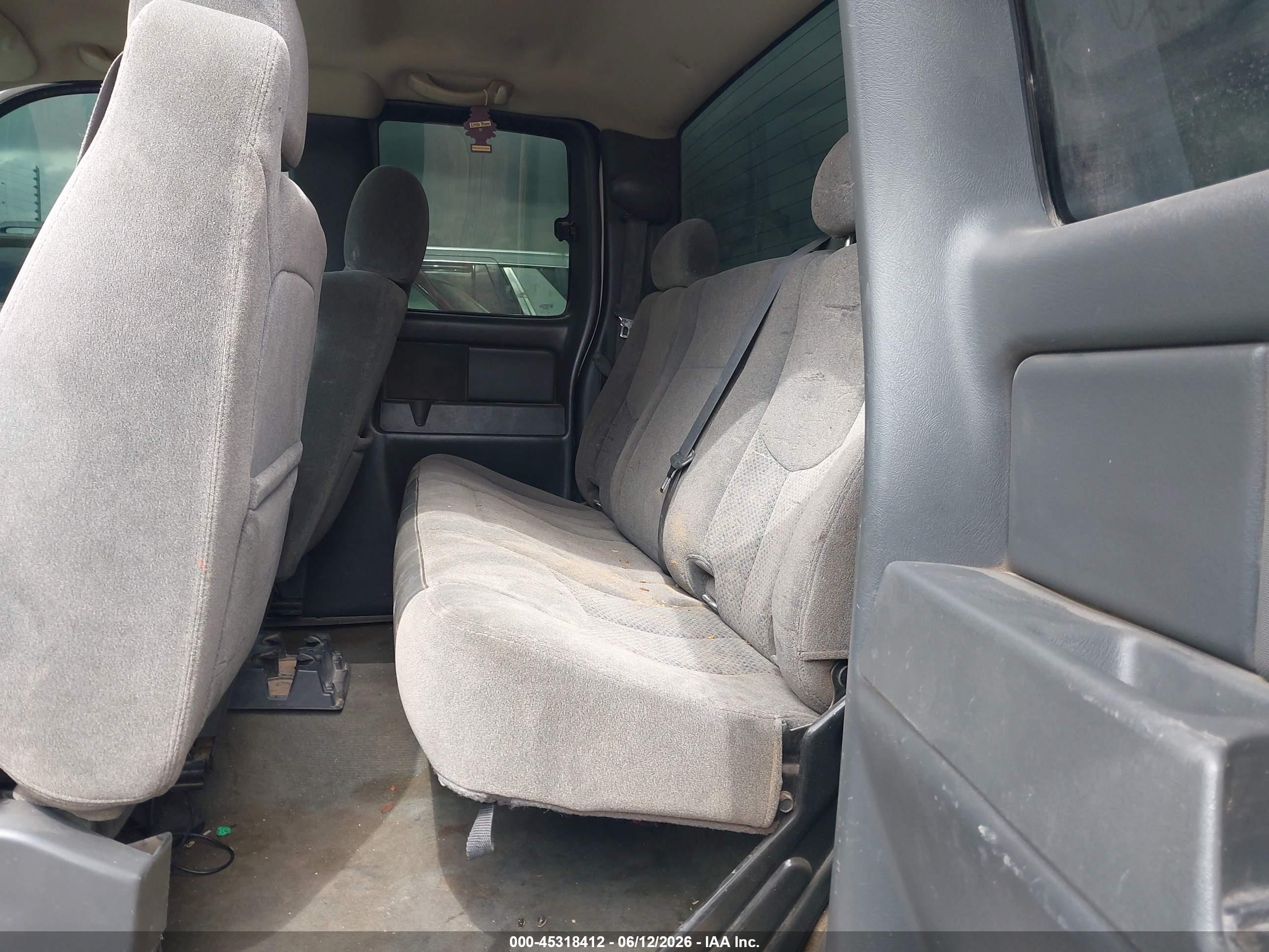 2006 Chevrolet Silverado 1500 Lt2 Серебряный vin: 1GCEK19B66Z229314