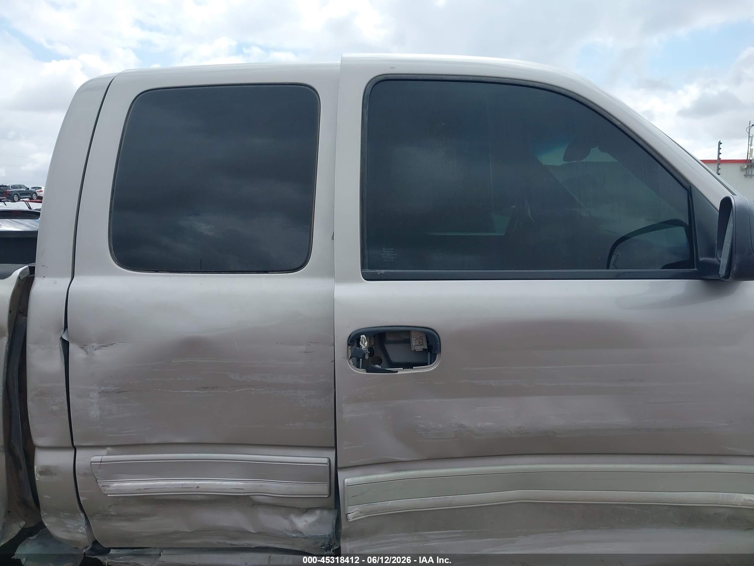 2006 Chevrolet Silverado 1500 Lt2 Серебряный vin: 1GCEK19B66Z229314