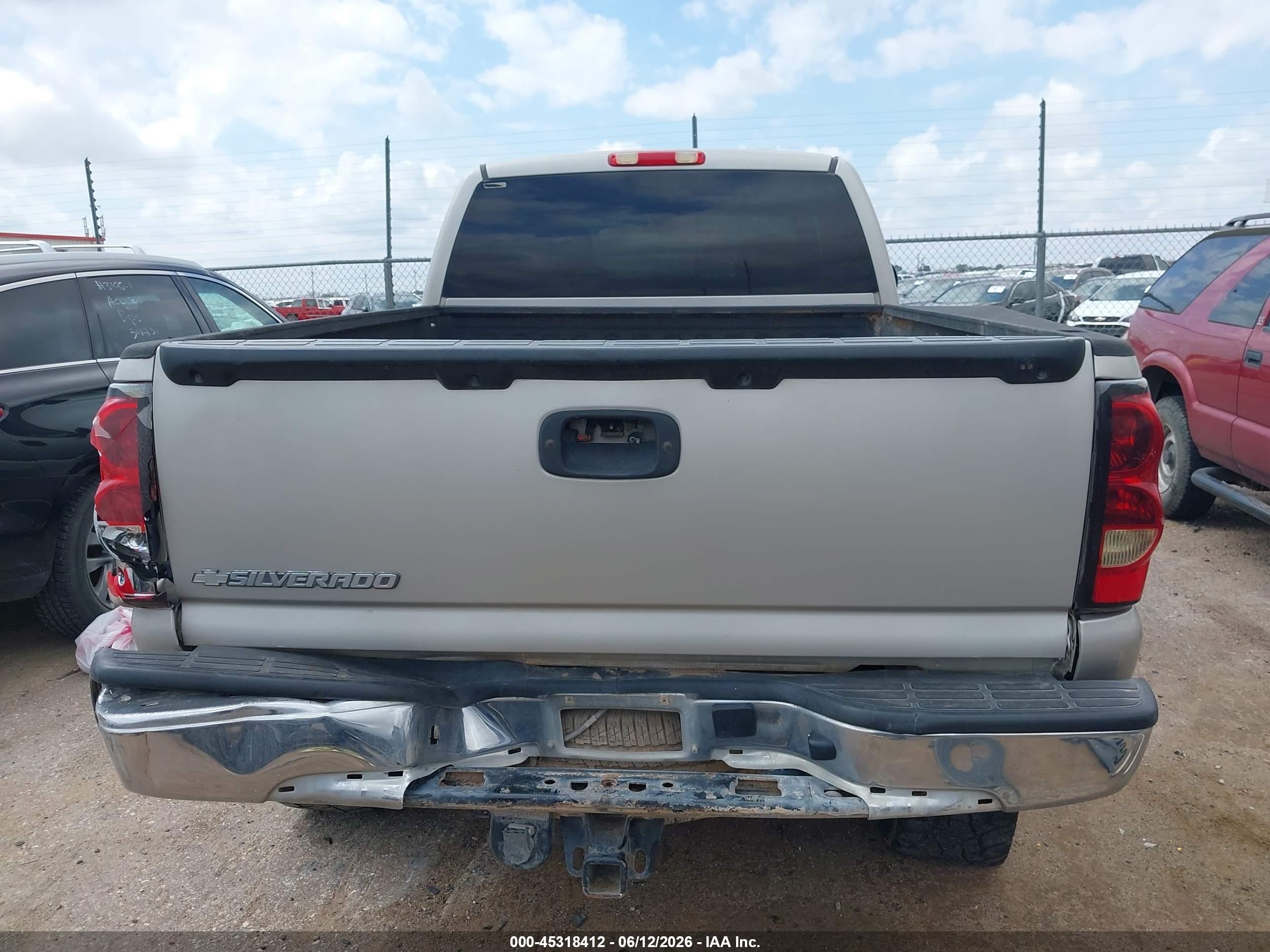 2006 Chevrolet Silverado 1500 Lt2 Серебряный vin: 1GCEK19B66Z229314