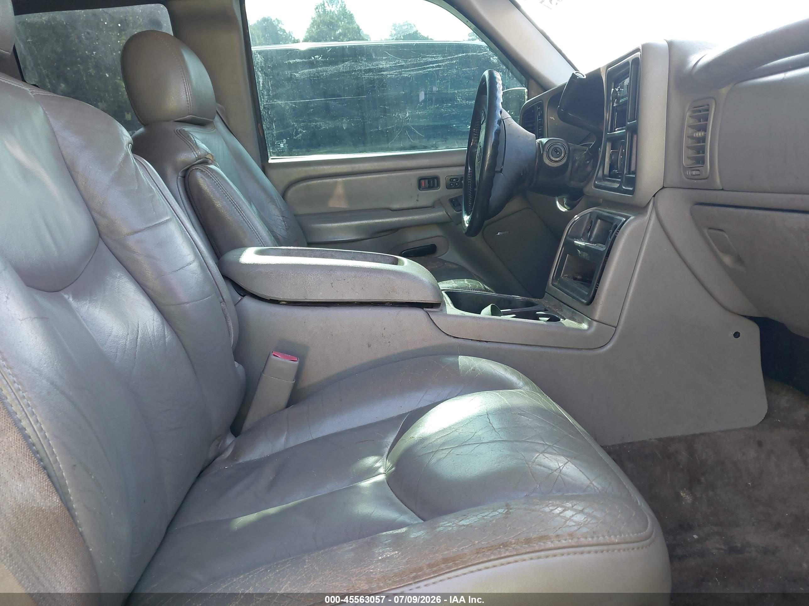 2005 Chevrolet Silverado 1500 Z71 Серебряный vin: 1GCEK19B75E331839