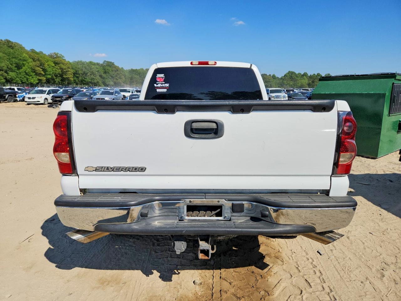 2007 Chevrolet Silverado K1500 Classic White vin: 1GCEK19B77Z110155