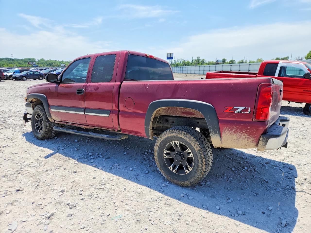 2005 Chevrolet Silverado K1500 Maroon vin: 1GCEK19B85E122349