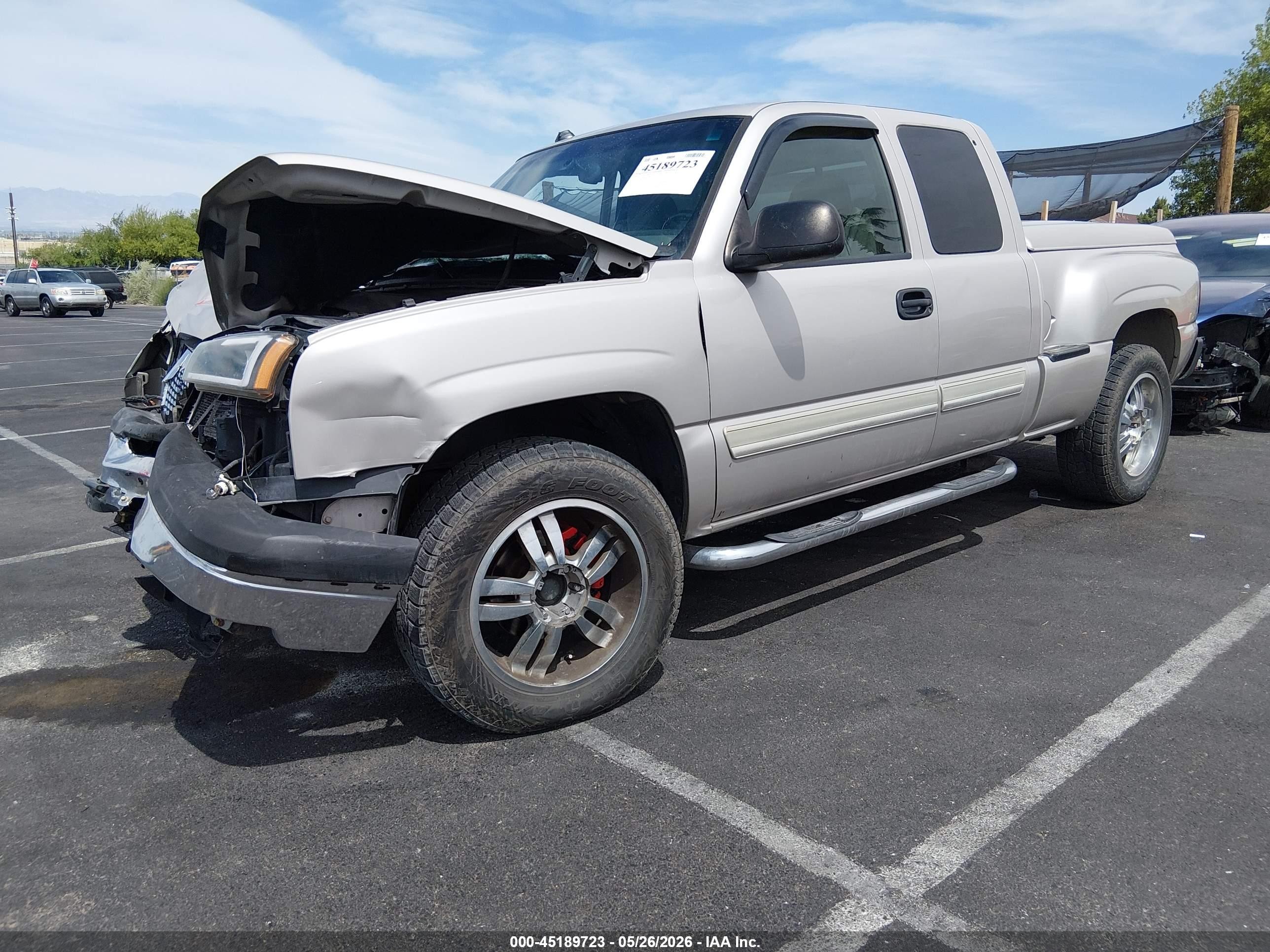 2005 Chevrolet Silverado 1500 Z71 White vin: 1GCEK19B85Z259946
