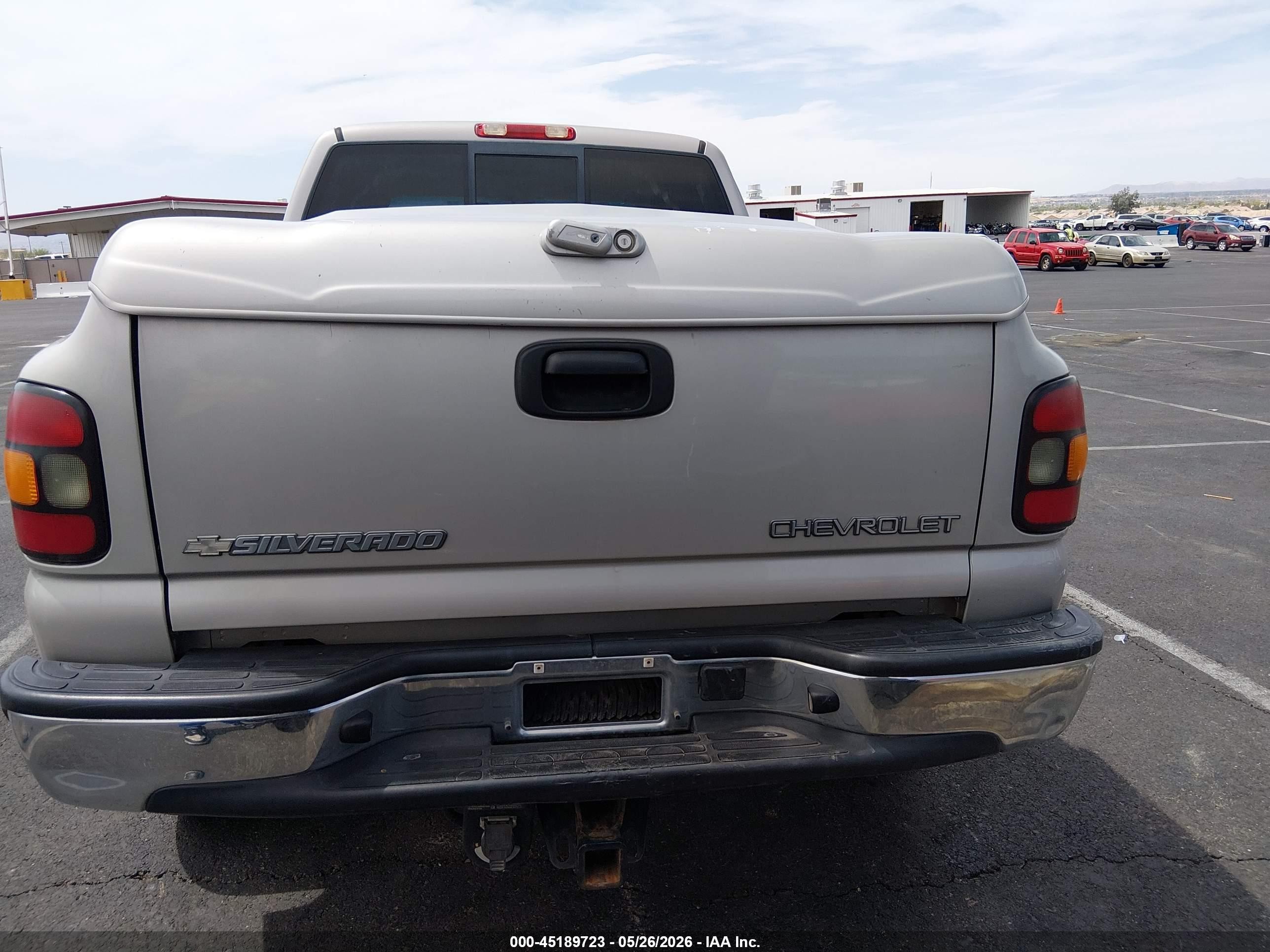 2005 Chevrolet Silverado 1500 Z71 White vin: 1GCEK19B85Z259946