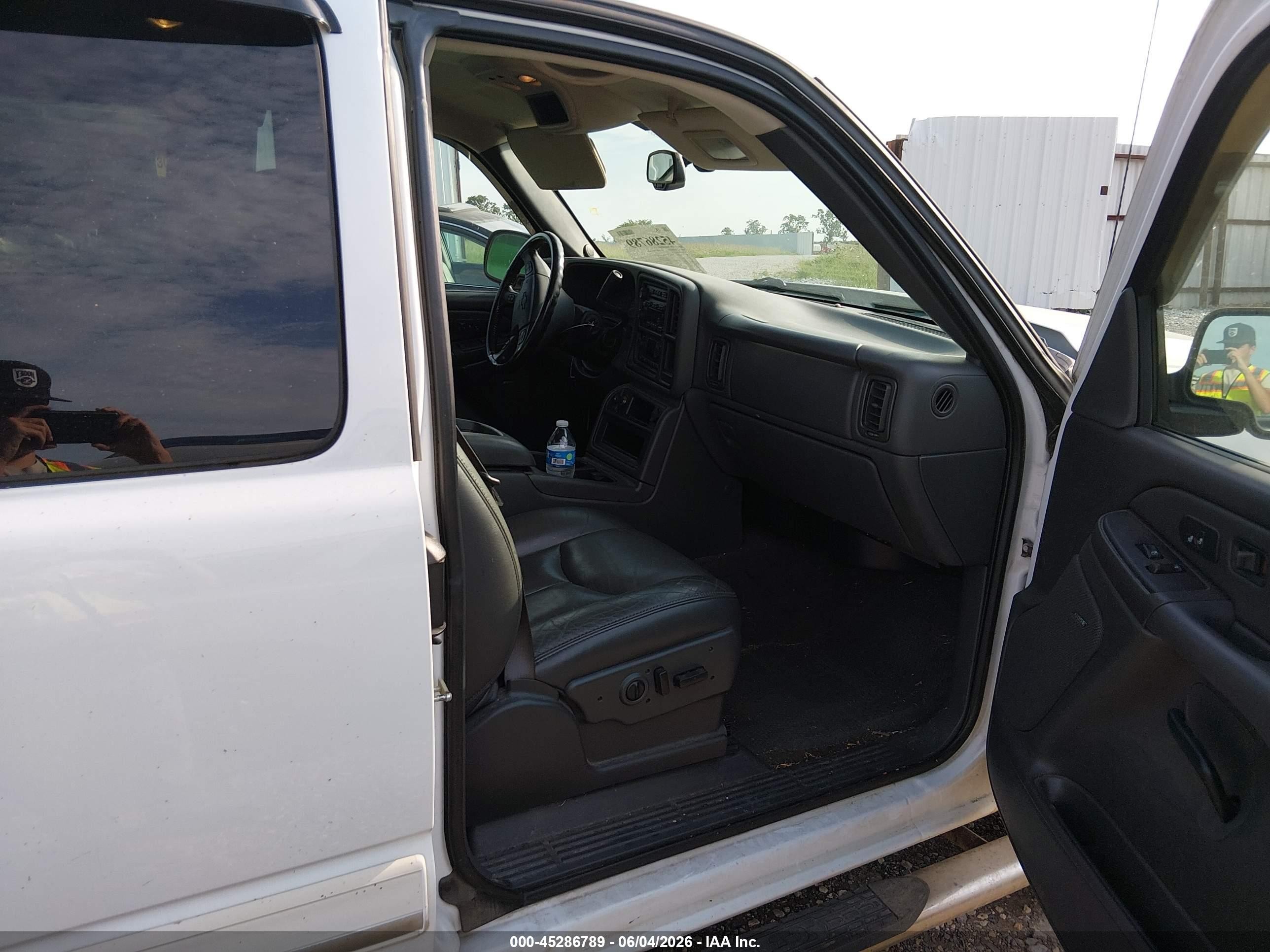 2007 Chevrolet Silverado 1500 Classic Lt3 White vin: 1GCEK19B87Z207266