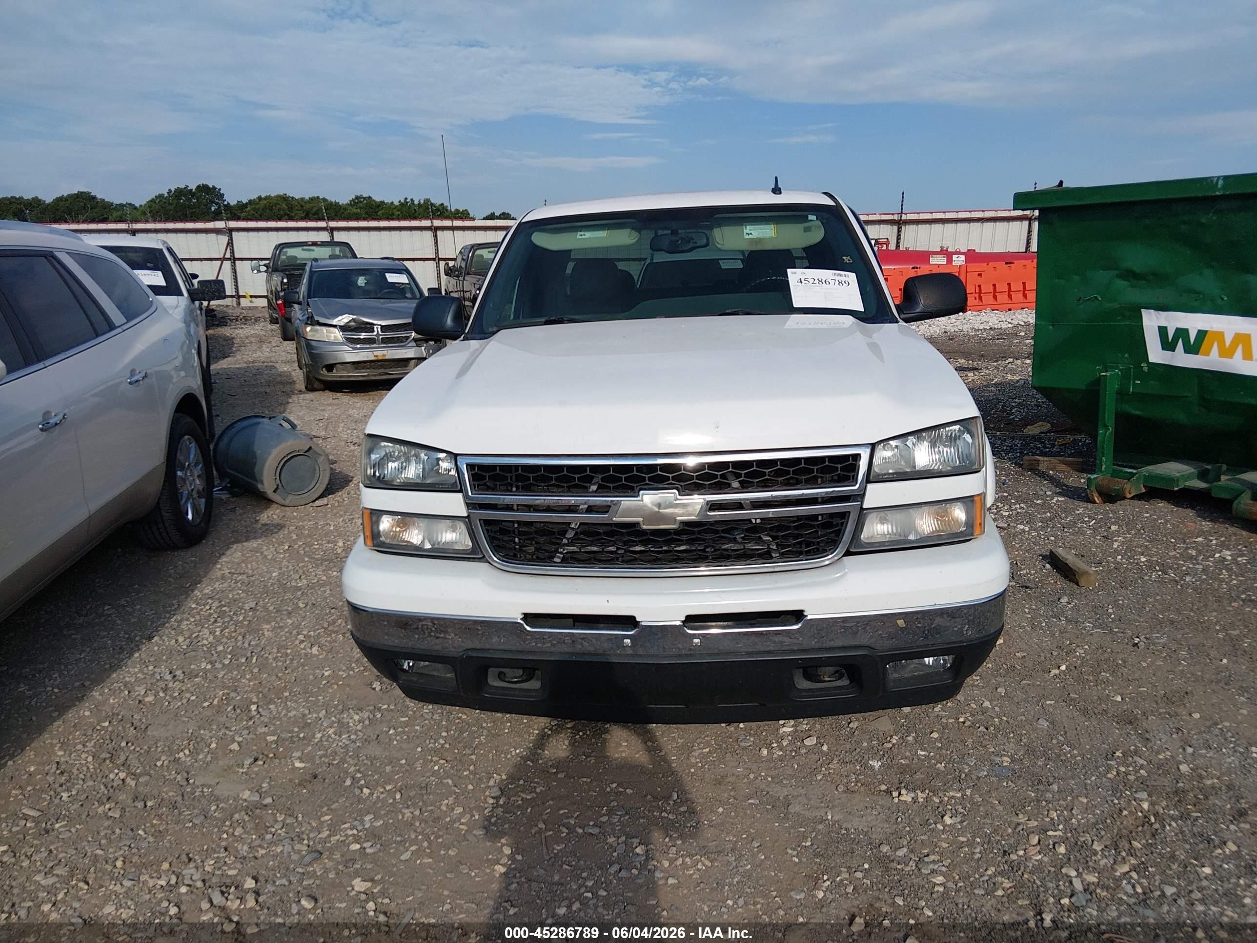 2007 Chevrolet Silverado 1500 Classic Lt3 White vin: 1GCEK19B87Z207266