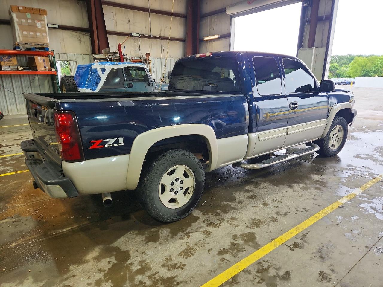 2005 Chevrolet Silverado K1500 Blue vin: 1GCEK19B95Z156826