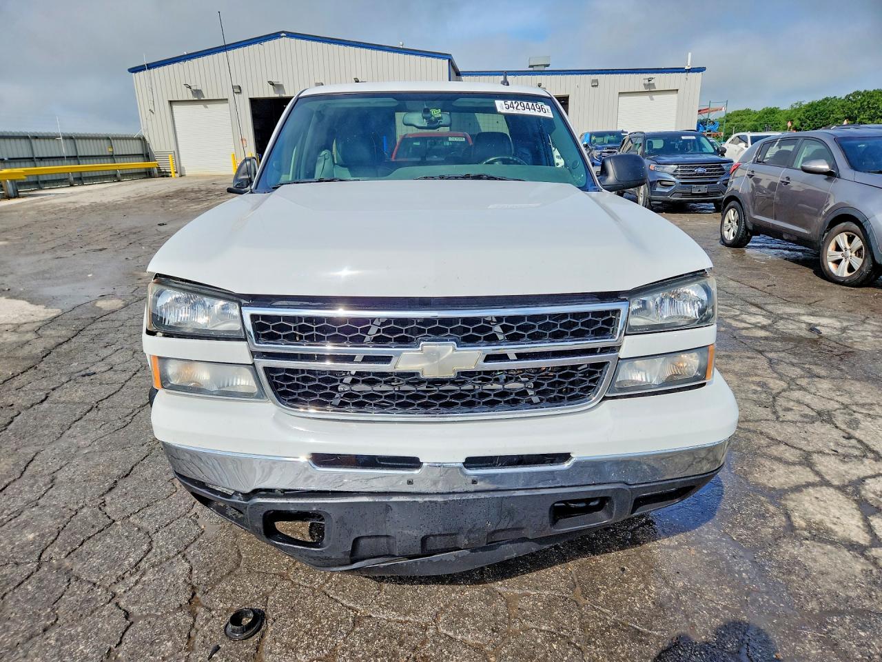 2006 Chevrolet Silverado K1500 White vin: 1GCEK19B96E255879