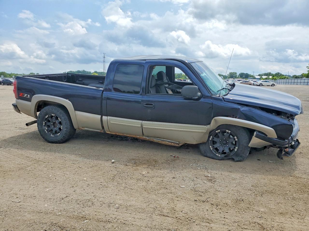 2006 Chevrolet Silverado K1500 Blue vin: 1GCEK19B96Z144161